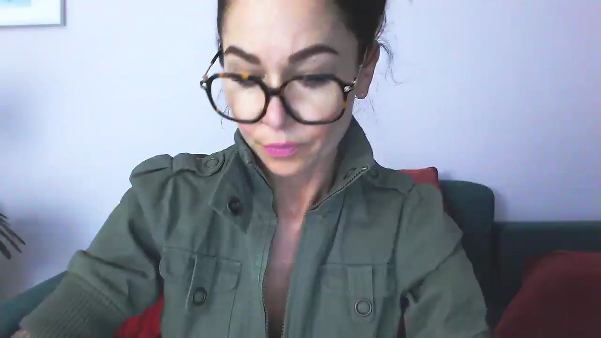 Gallery image thumbnail from Delilah_sweet's myfreecams stream on, 10/16/2025, 13:18 image 3 of 20