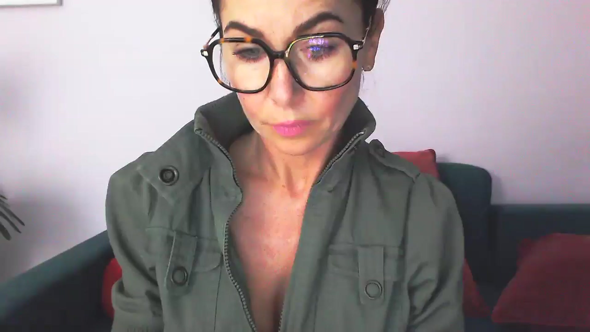 Gallery image thumbnail from Delilah_sweet's myfreecams stream on, 10/16/2025, 13:58 image 5 of 20