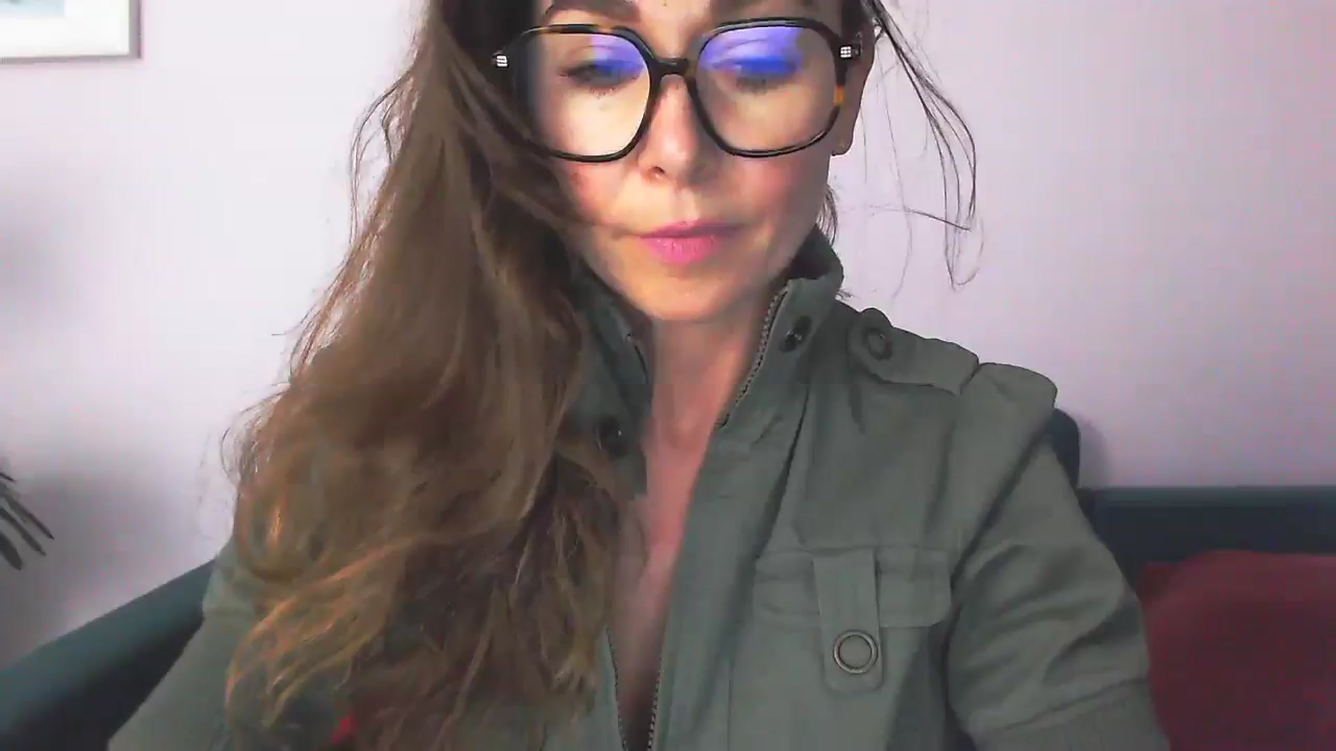 Gallery image thumbnail from Delilah_sweet's myfreecams stream on, 10/16/2025, 14:46 image 16 of 20