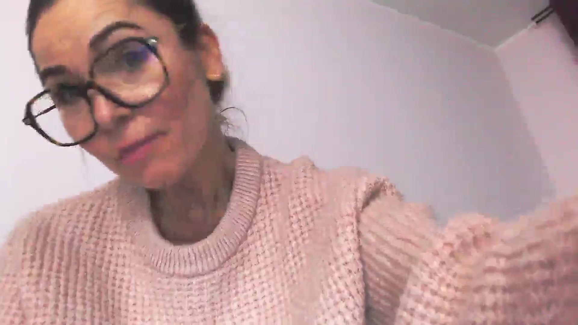 Gallery image thumbnail from Delilah_sweet's myfreecams stream on, 10/16/2025, 15:31 image 16 of 20