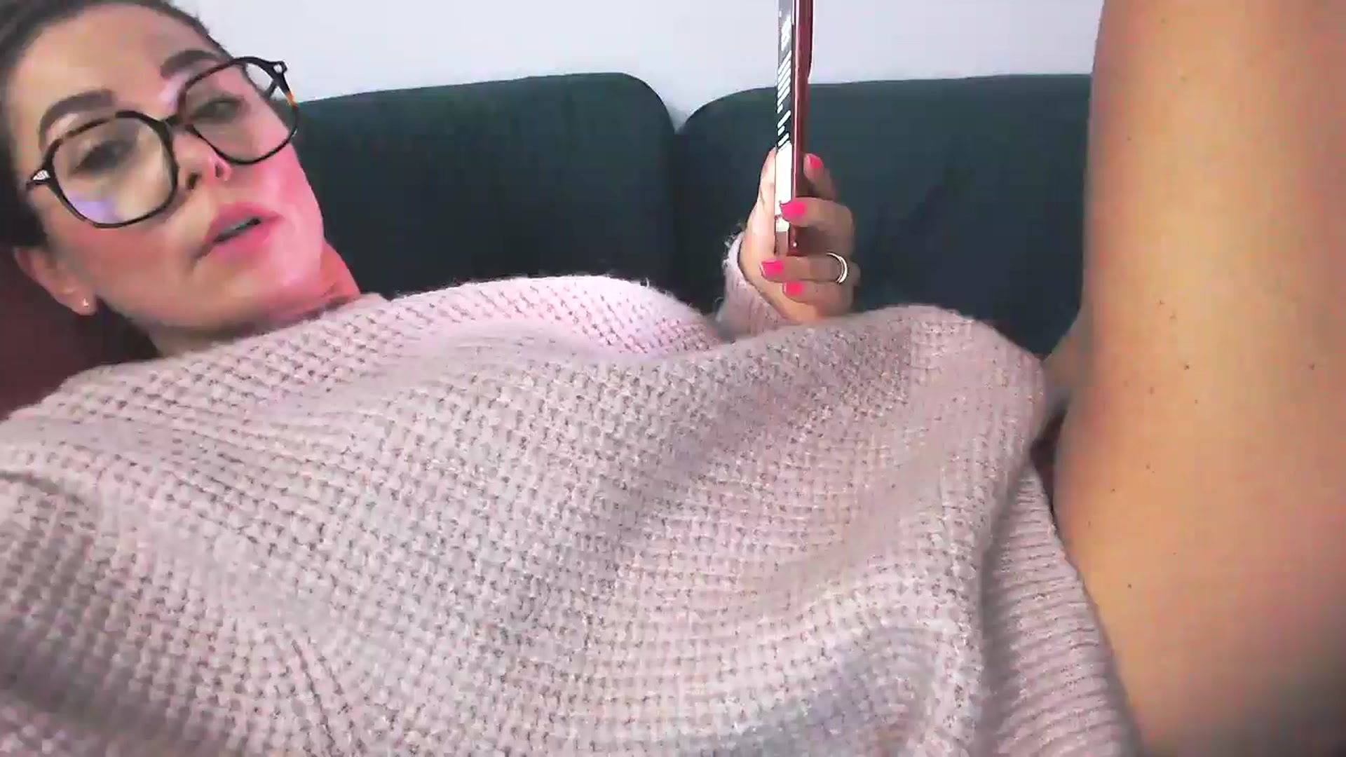 Gallery image thumbnail from Delilah_sweet's myfreecams stream on, 10/16/2025, 15:31 image 14 of 20