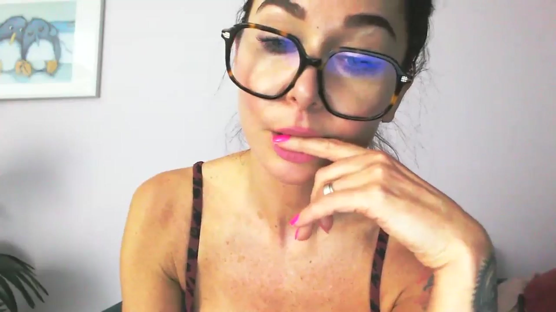 Gallery image thumbnail from Delilah_sweet's myfreecams stream on, 10/16/2025, 16:28 image 4 of 20