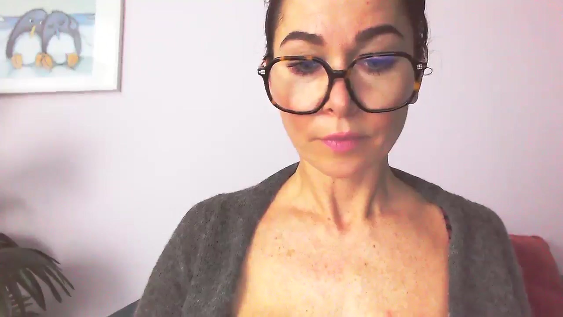 Gallery image thumbnail from Delilah_sweet's myfreecams stream on, 10/17/2025, 08:18 image 19 of 20
