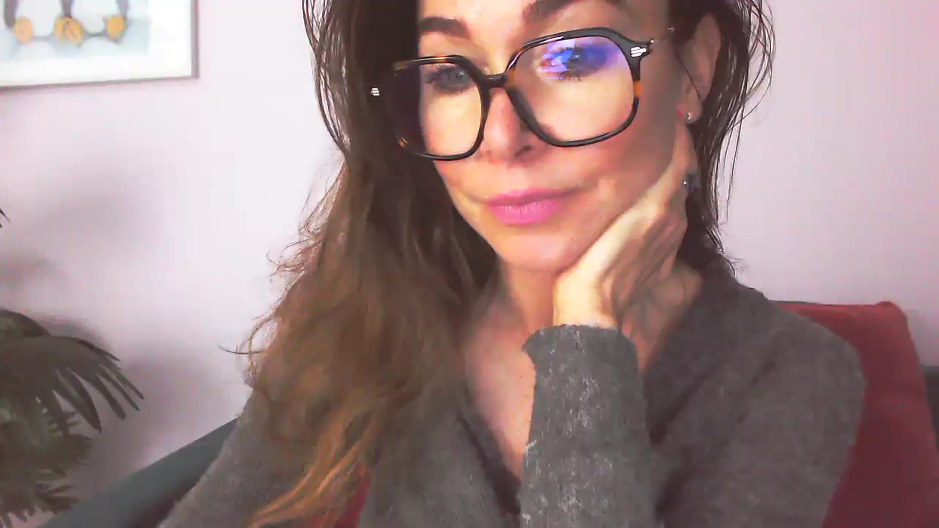 Gallery image thumbnail from Delilah_sweet's myfreecams stream on, 10/17/2025, 09:35 image 3 of 20