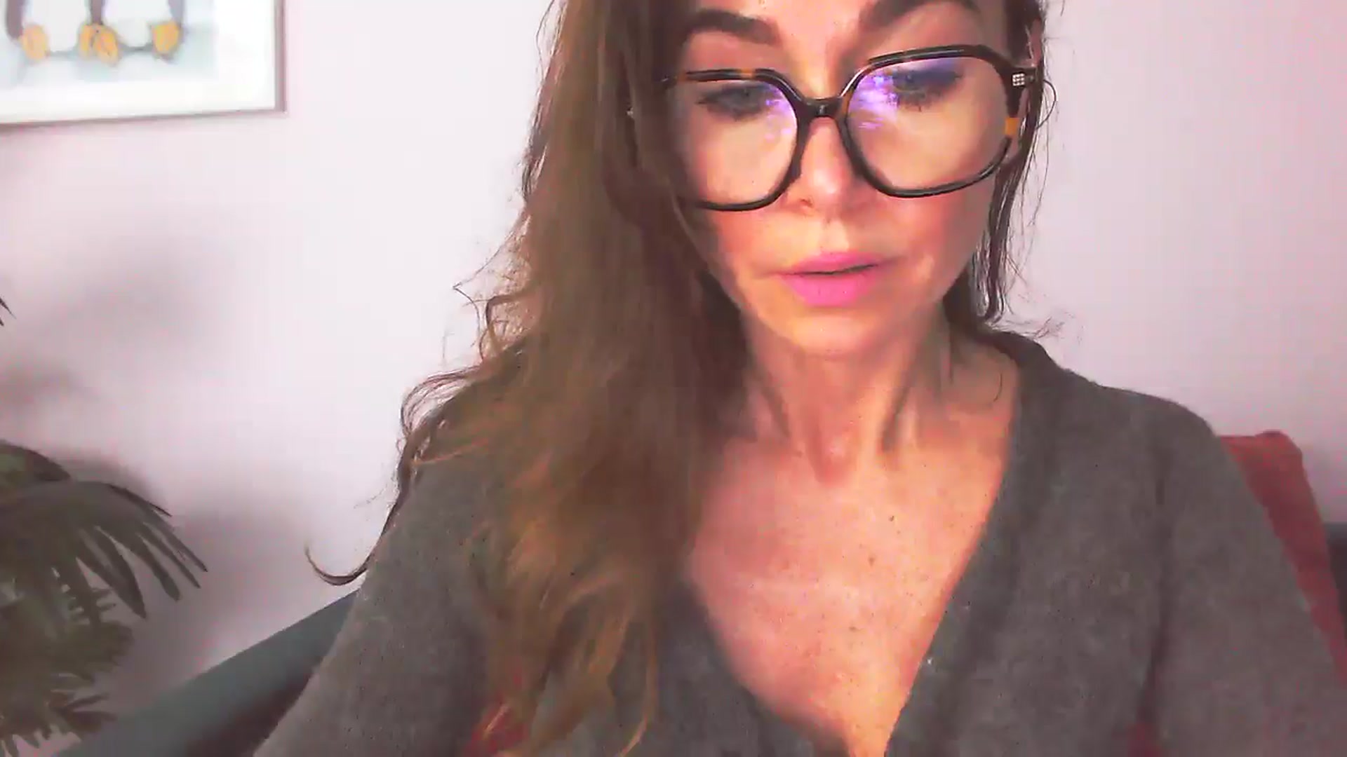Gallery image thumbnail from Delilah_sweet's myfreecams stream on, 10/17/2025, 09:35 image 13 of 20