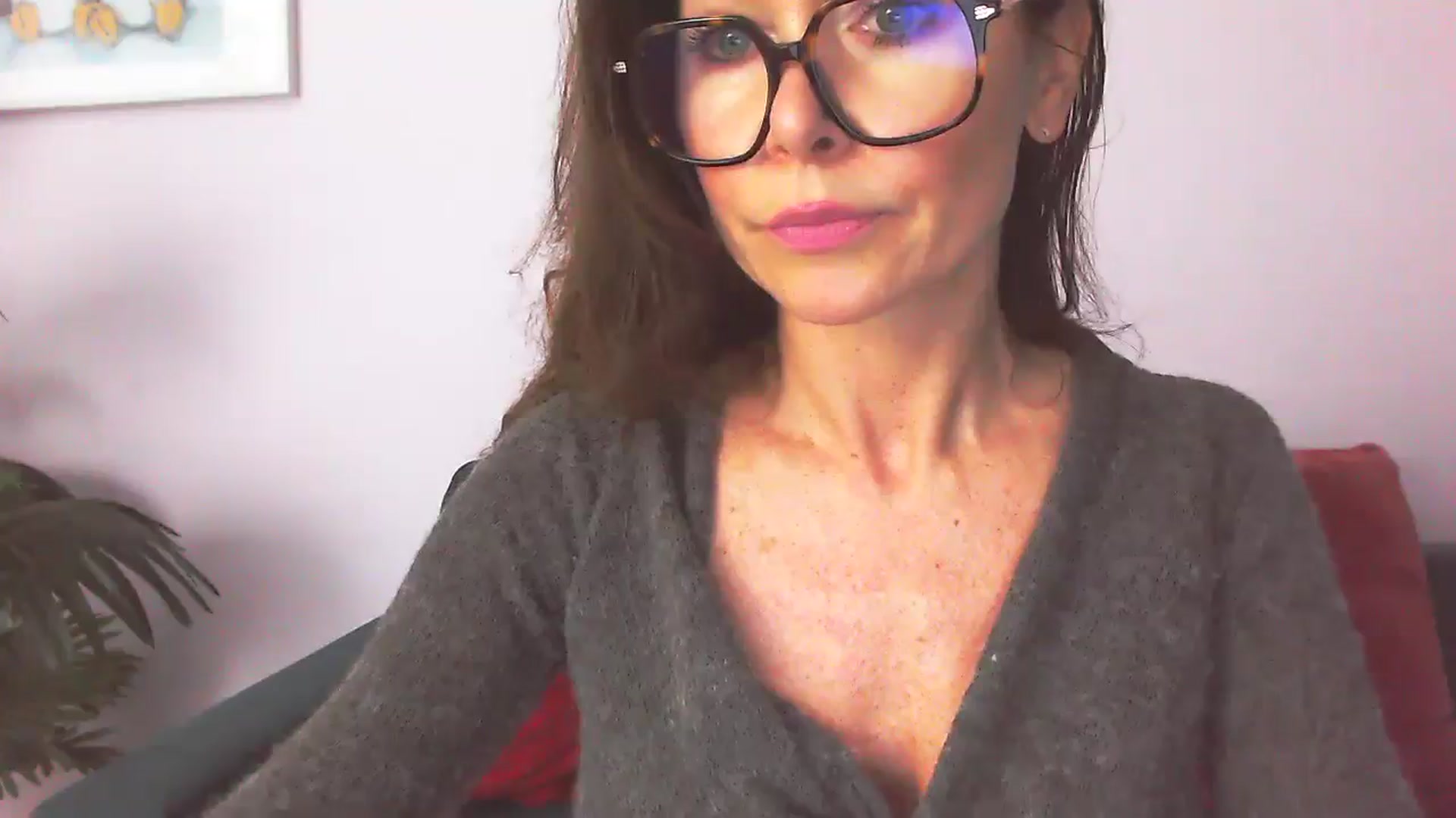 Gallery image thumbnail from Delilah_sweet's myfreecams stream on, 10/17/2025, 09:35 image 18 of 20