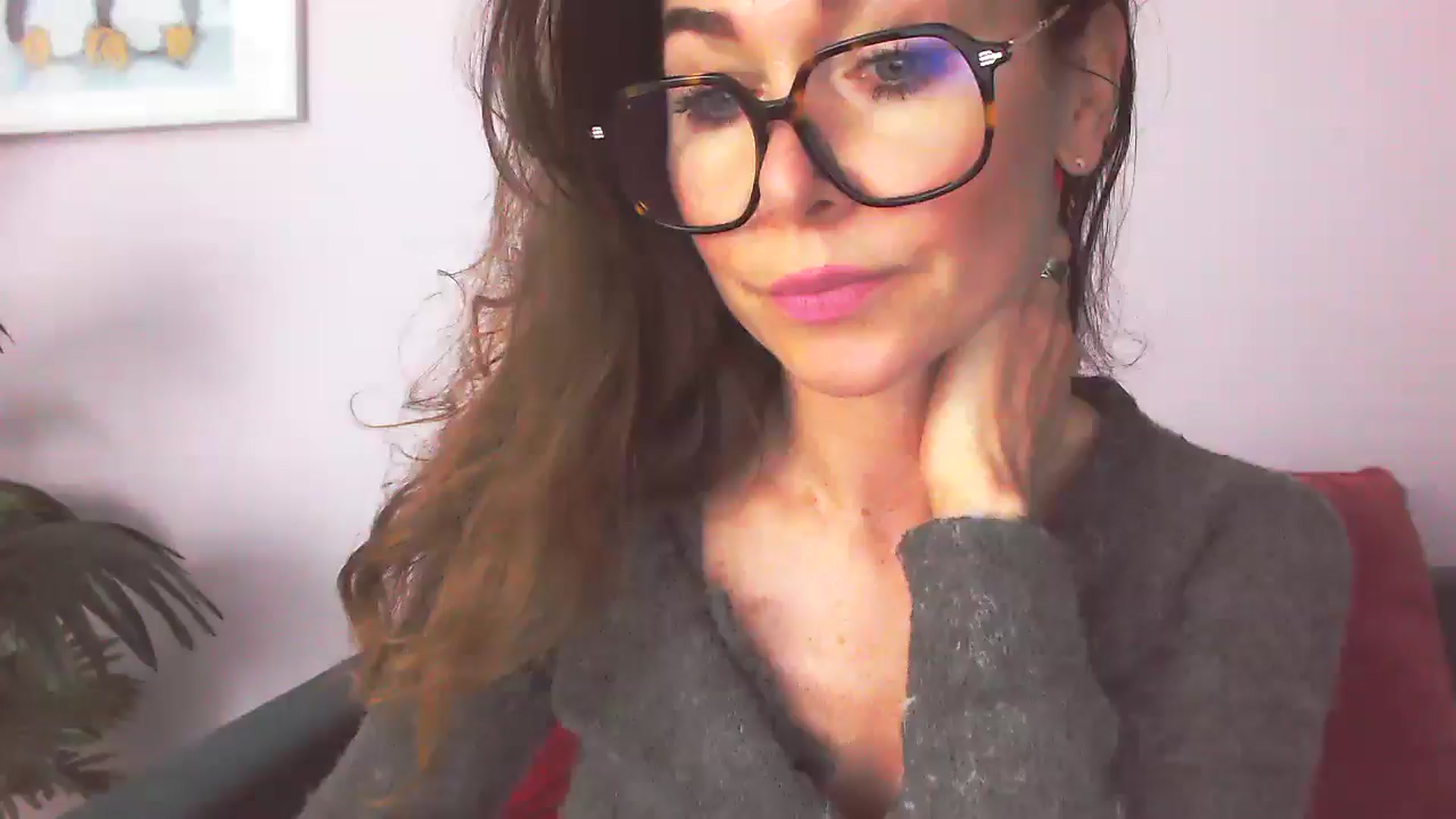 Gallery image thumbnail from Delilah_sweet's myfreecams stream on, 10/17/2025, 09:35 image 7 of 20