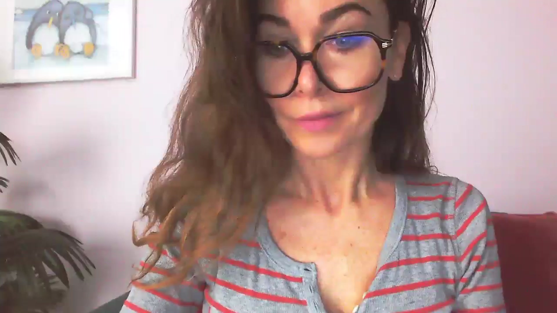 Gallery image thumbnail from Delilah_sweet's myfreecams stream on, 10/21/2025, 08:45 image 11 of 20