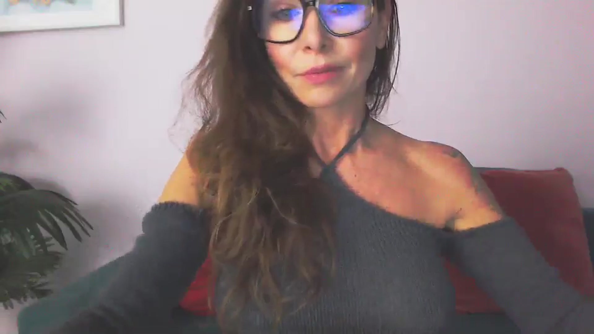 Gallery image thumbnail from Delilah_sweet's myfreecams stream on, 10/21/2025, 15:32 image 19 of 20