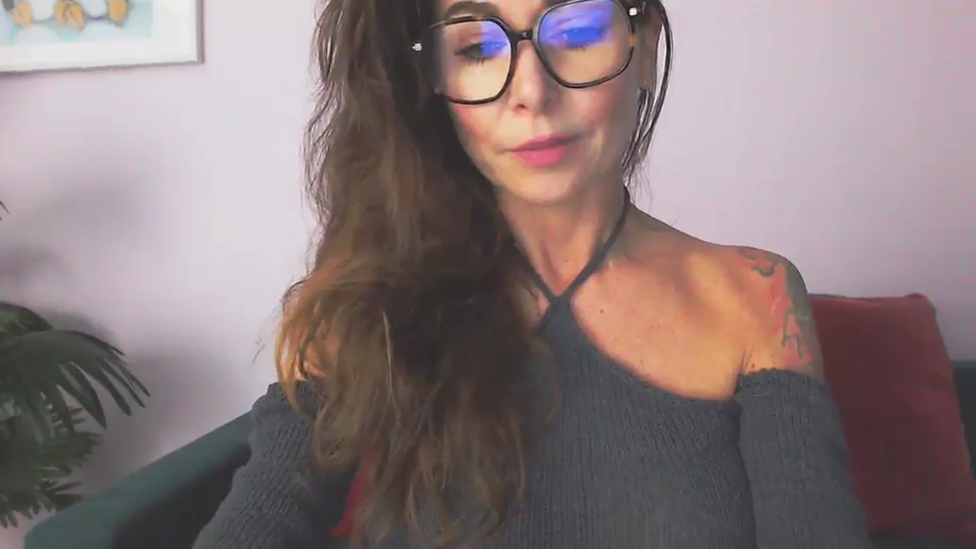 Gallery image thumbnail from Delilah_sweet's myfreecams stream on, 10/21/2025, 15:32 image 12 of 20
