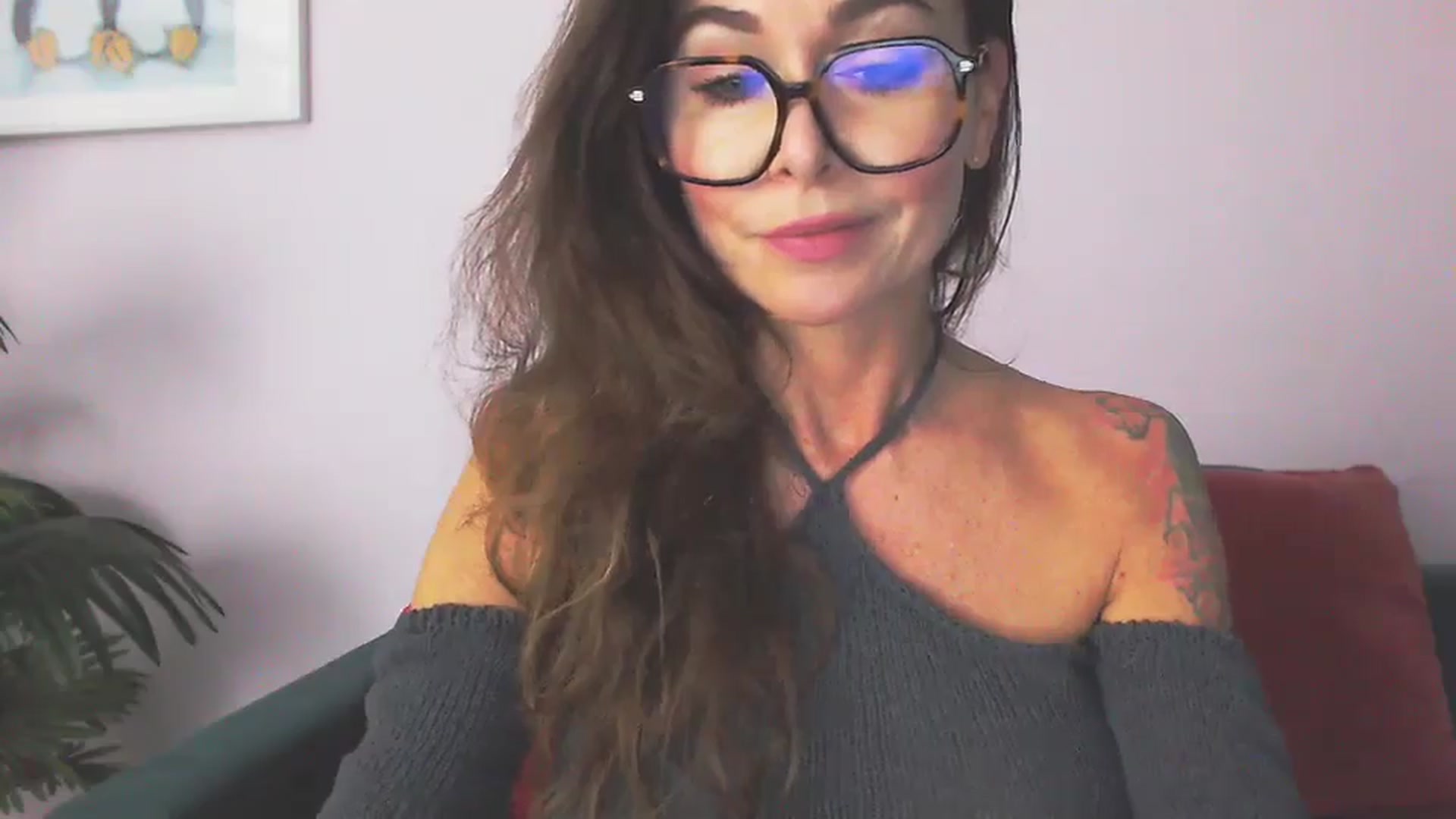 Gallery image thumbnail from Delilah_sweet's myfreecams stream on, 10/21/2025, 15:32 image 17 of 20