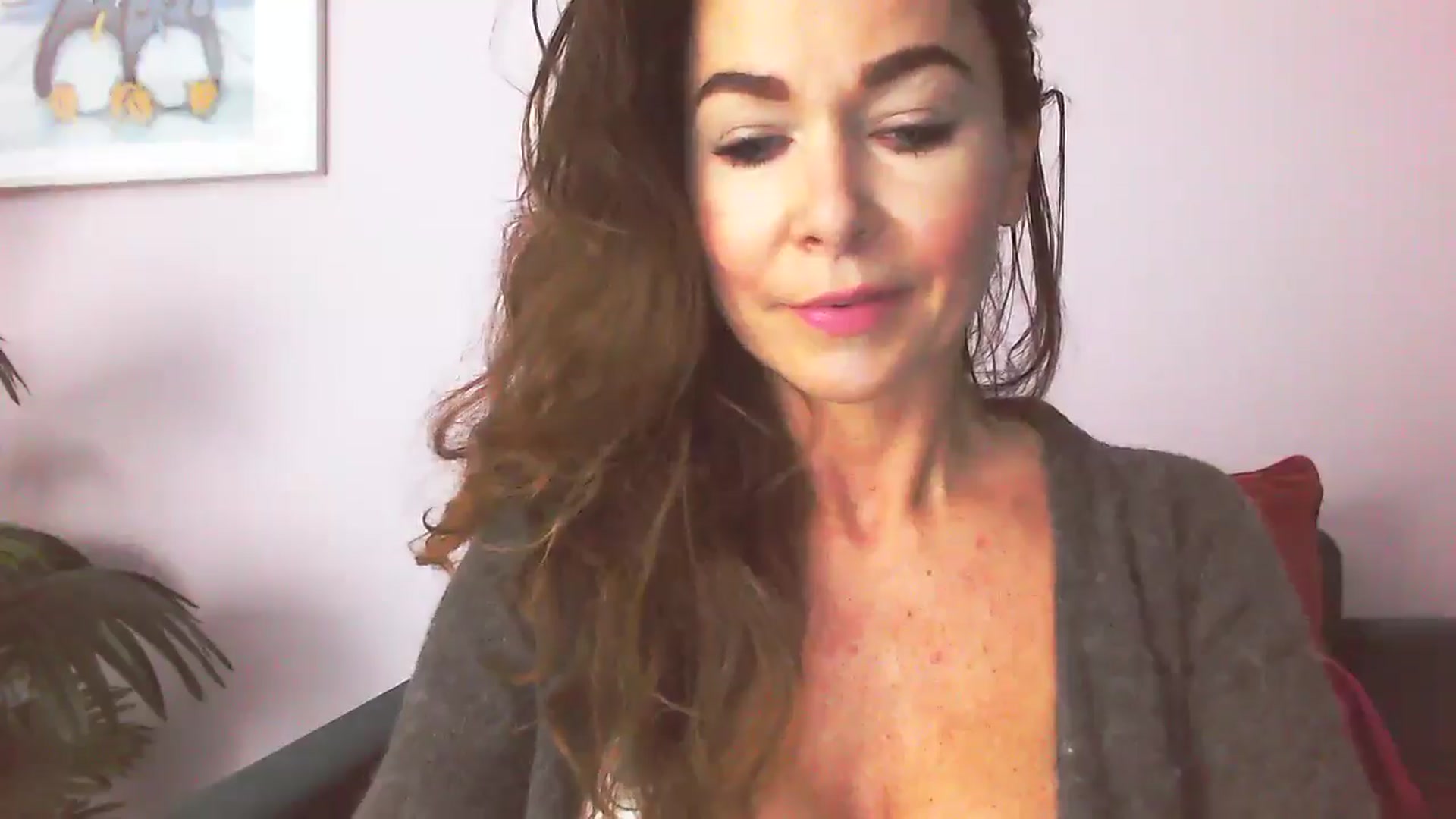 Gallery image thumbnail from Delilah_sweet's myfreecams stream on, 10/22/2025, 15:30 image 2 of 20