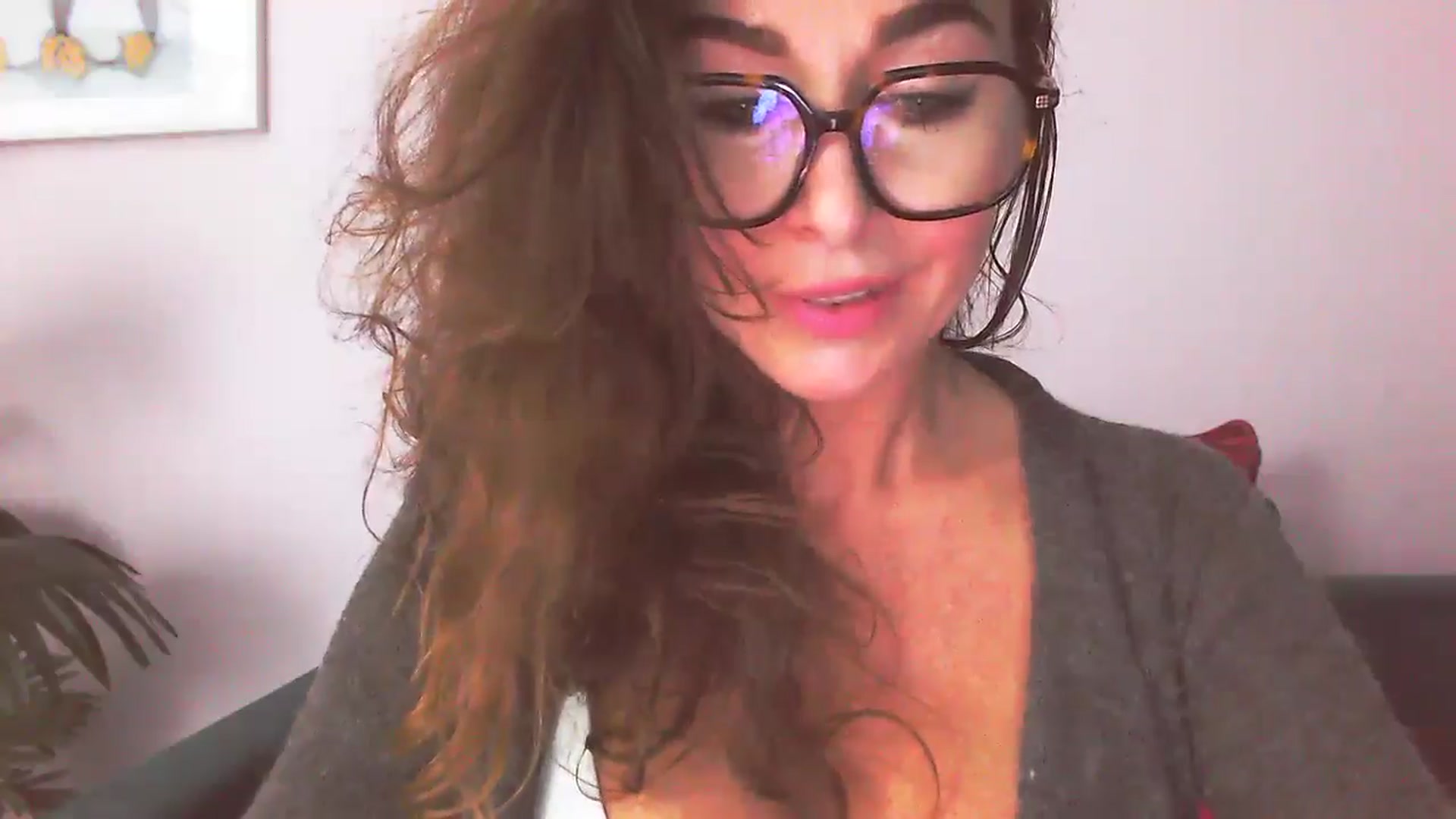 Gallery image thumbnail from Delilah_sweet's myfreecams stream on, 10/22/2025, 16:33 image 9 of 20