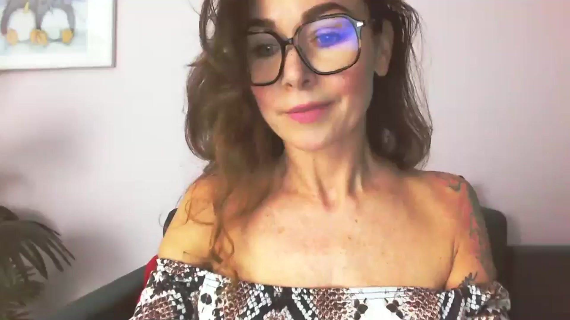 Gallery image thumbnail from Delilah_sweet's myfreecams stream on, 11/03/2025, 17:05 image 8 of 20