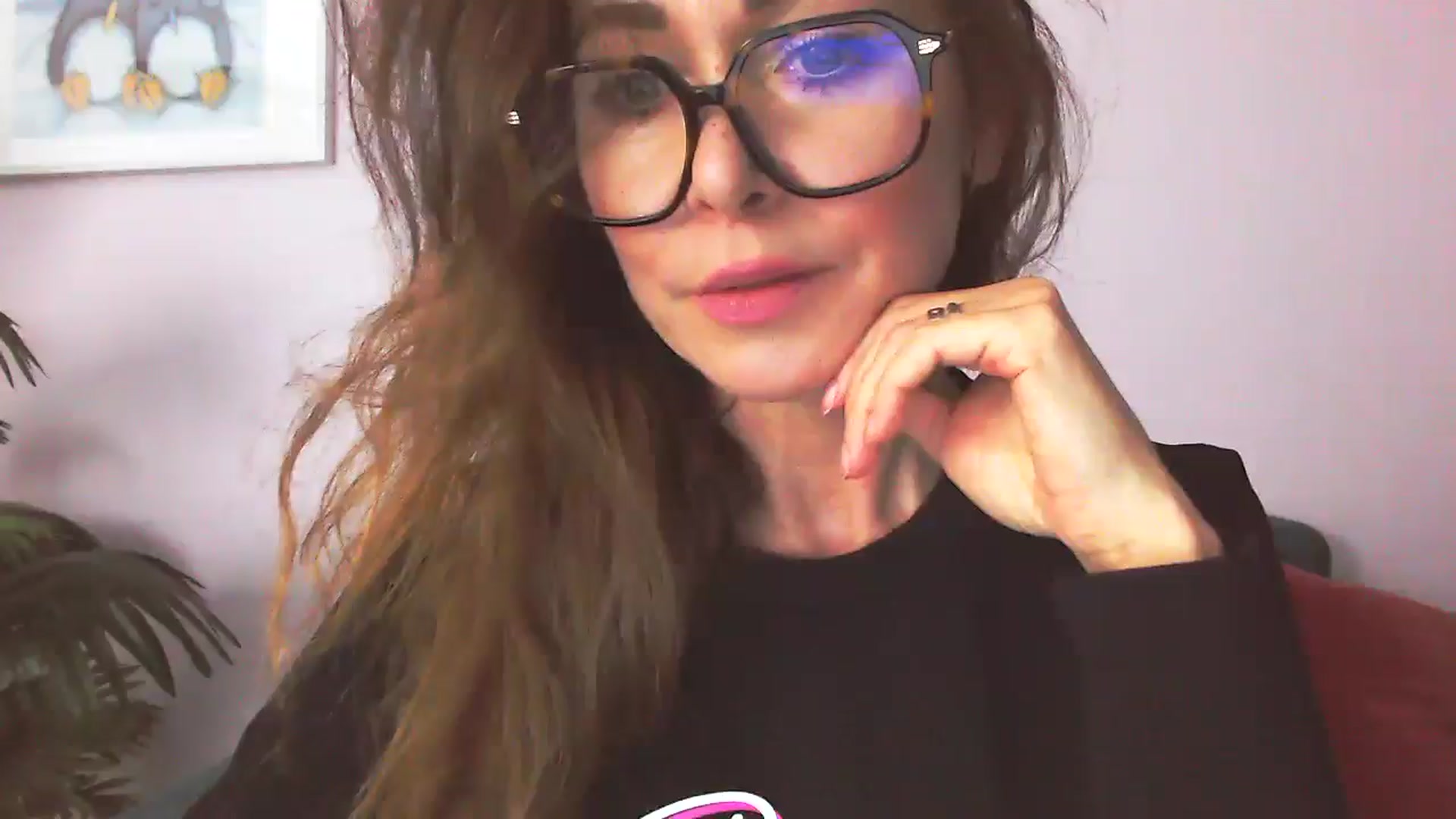Gallery image thumbnail from Delilah_sweet's myfreecams stream on, 11/05/2025, 18:07 image 1 of 20