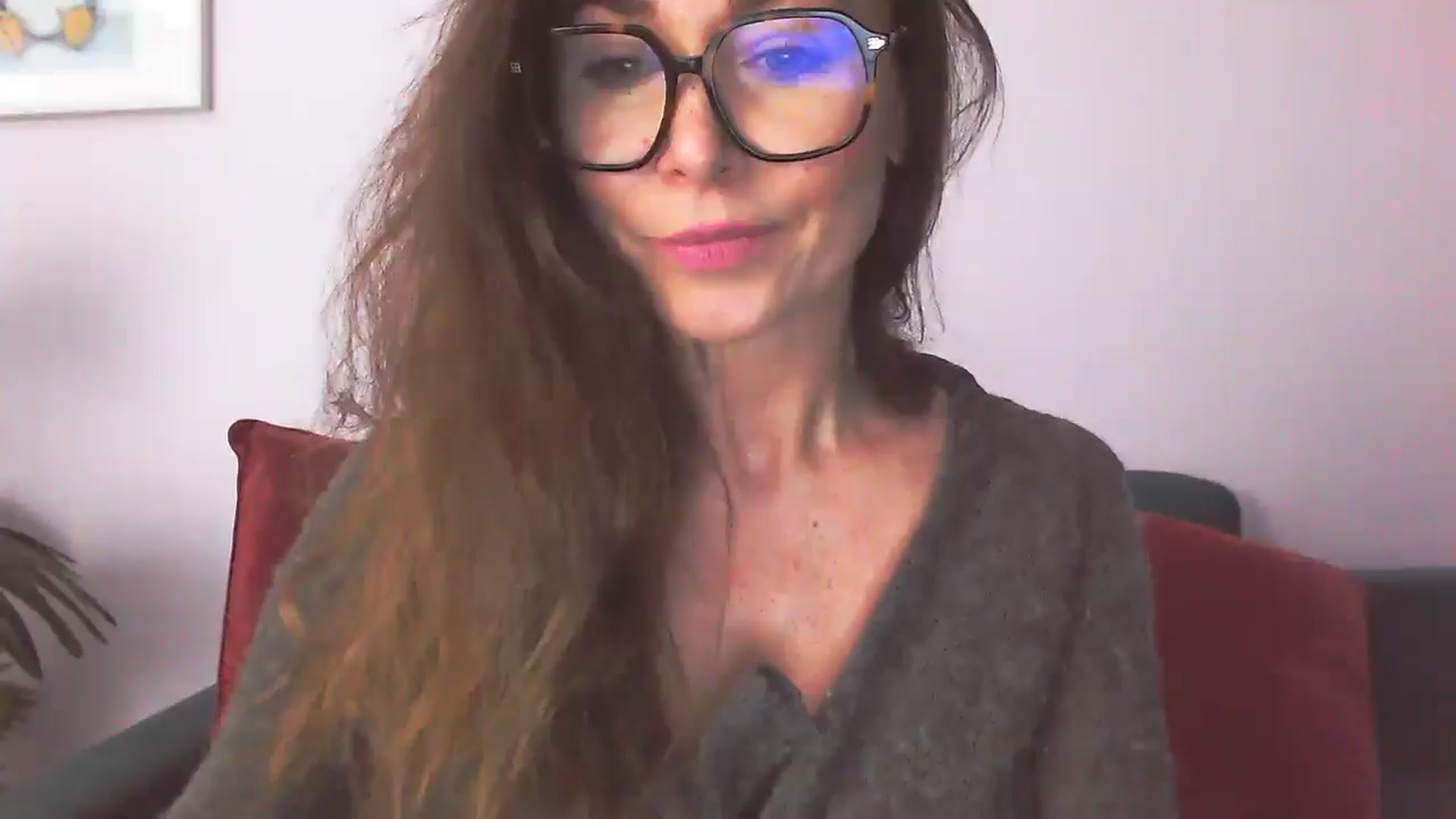 Gallery image thumbnail from Delilah_sweet's myfreecams stream on, 11/24/2025, 17:09 image 12 of 20