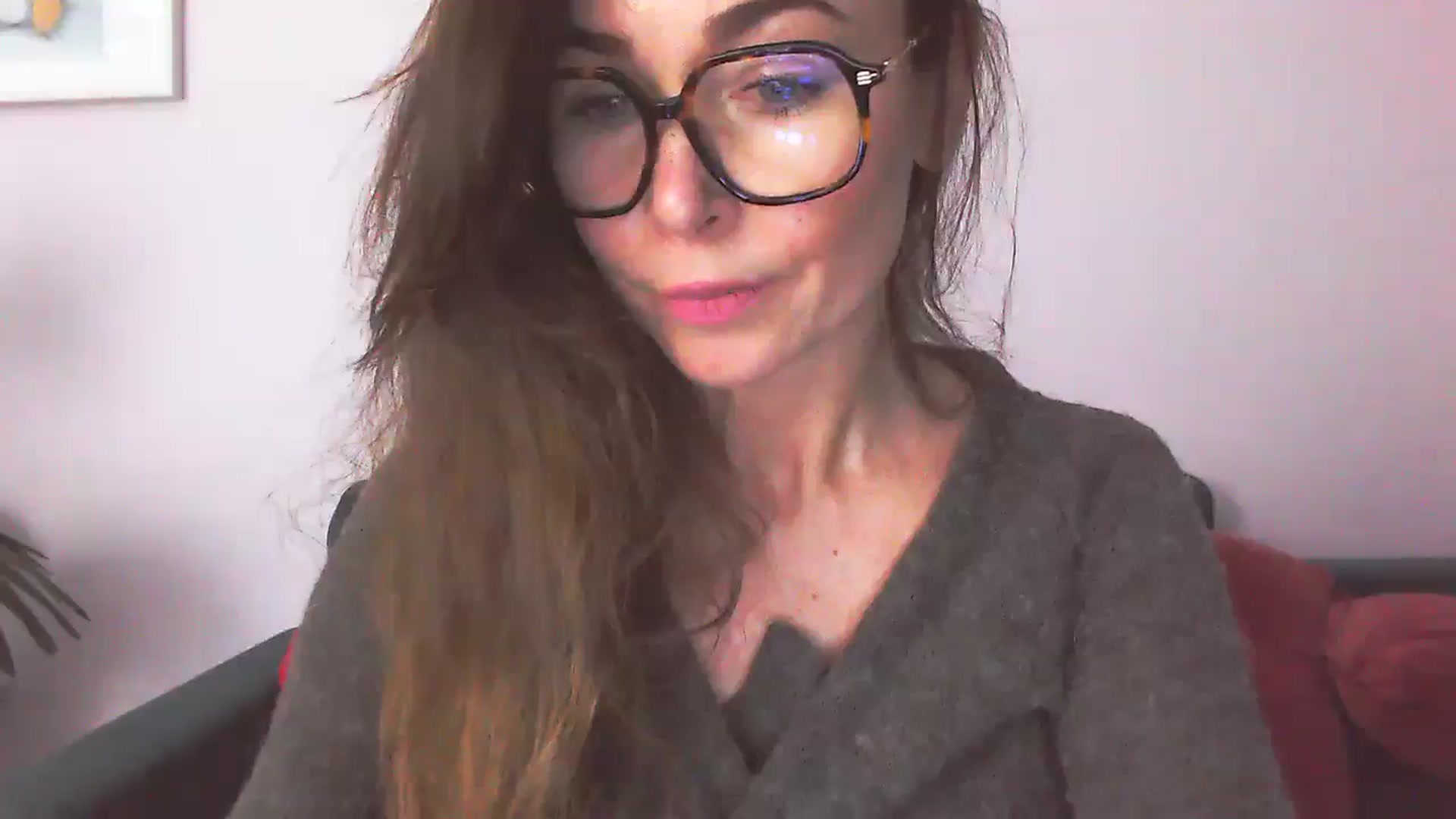Gallery image thumbnail from Delilah_sweet's myfreecams stream on, 11/24/2025, 18:22 image 16 of 20