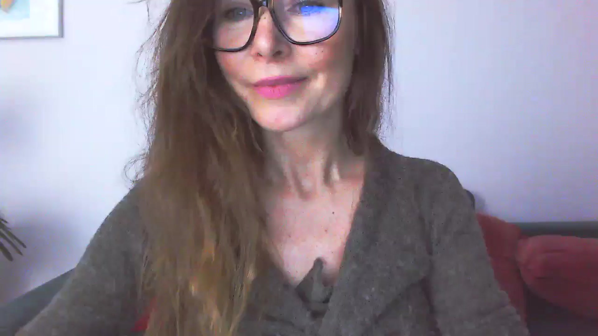Gallery image thumbnail from Delilah_sweet's myfreecams stream on, 11/24/2025, 18:22 image 13 of 20
