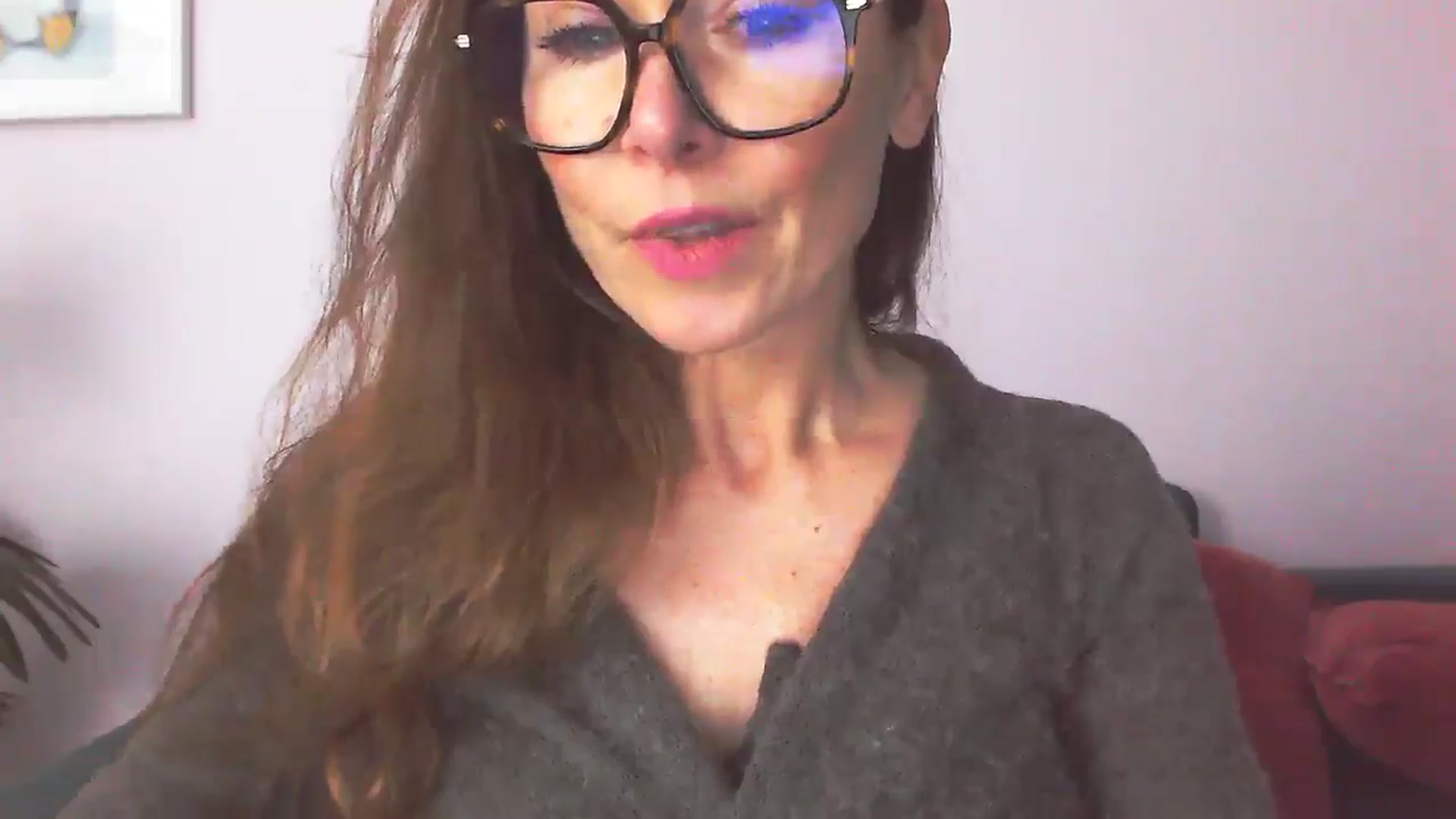 Gallery image thumbnail from Delilah_sweet's myfreecams stream on, 11/24/2025, 19:19 image 4 of 20