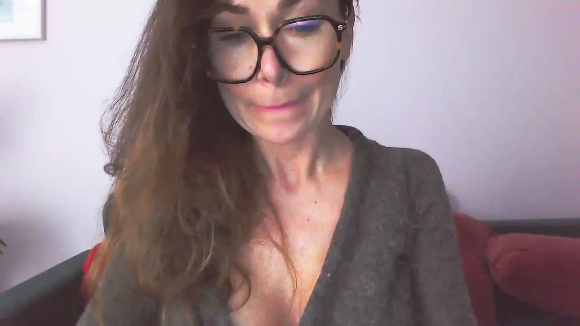Gallery image thumbnail from Delilah_sweet's myfreecams stream on, 11/24/2025, 19:19 image 16 of 20