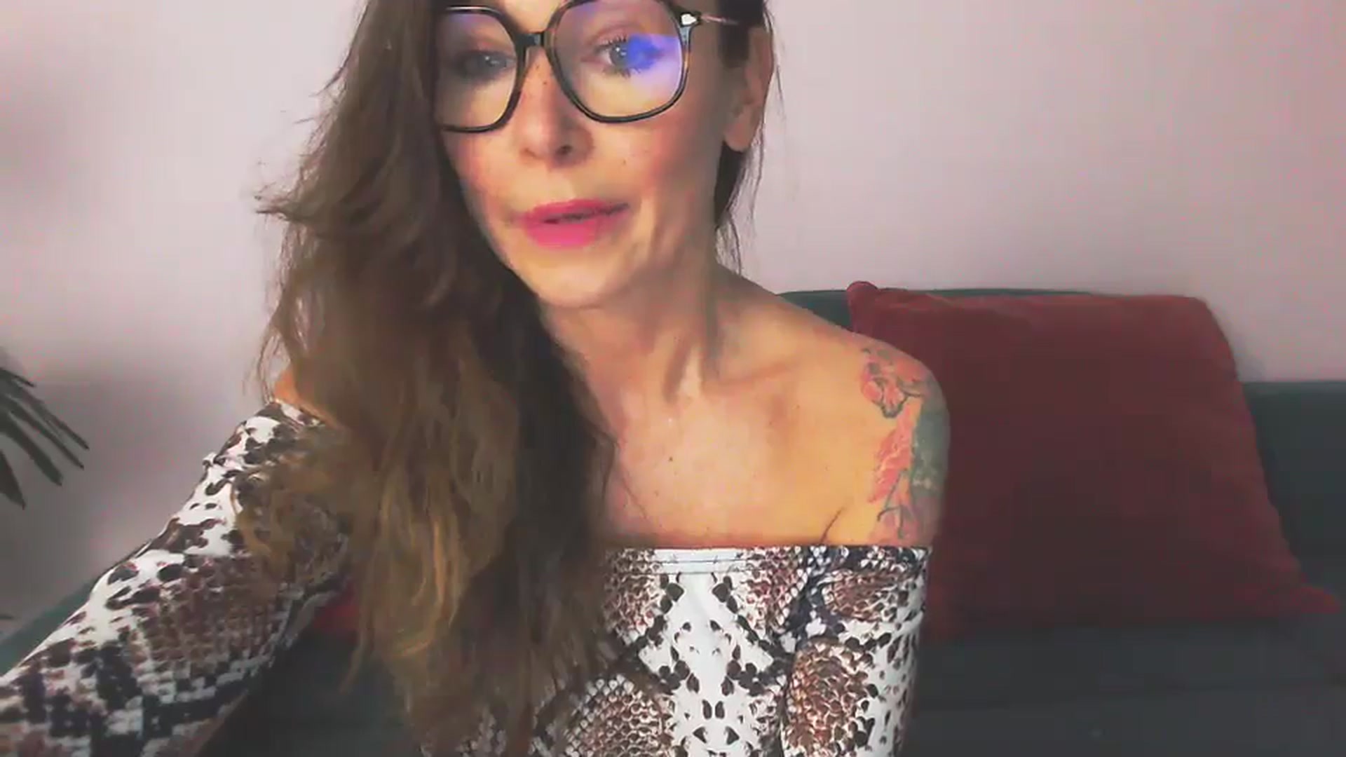 Gallery image thumbnail from Delilah_sweet's myfreecams stream on, 11/26/2025, 17:00 image 4 of 20