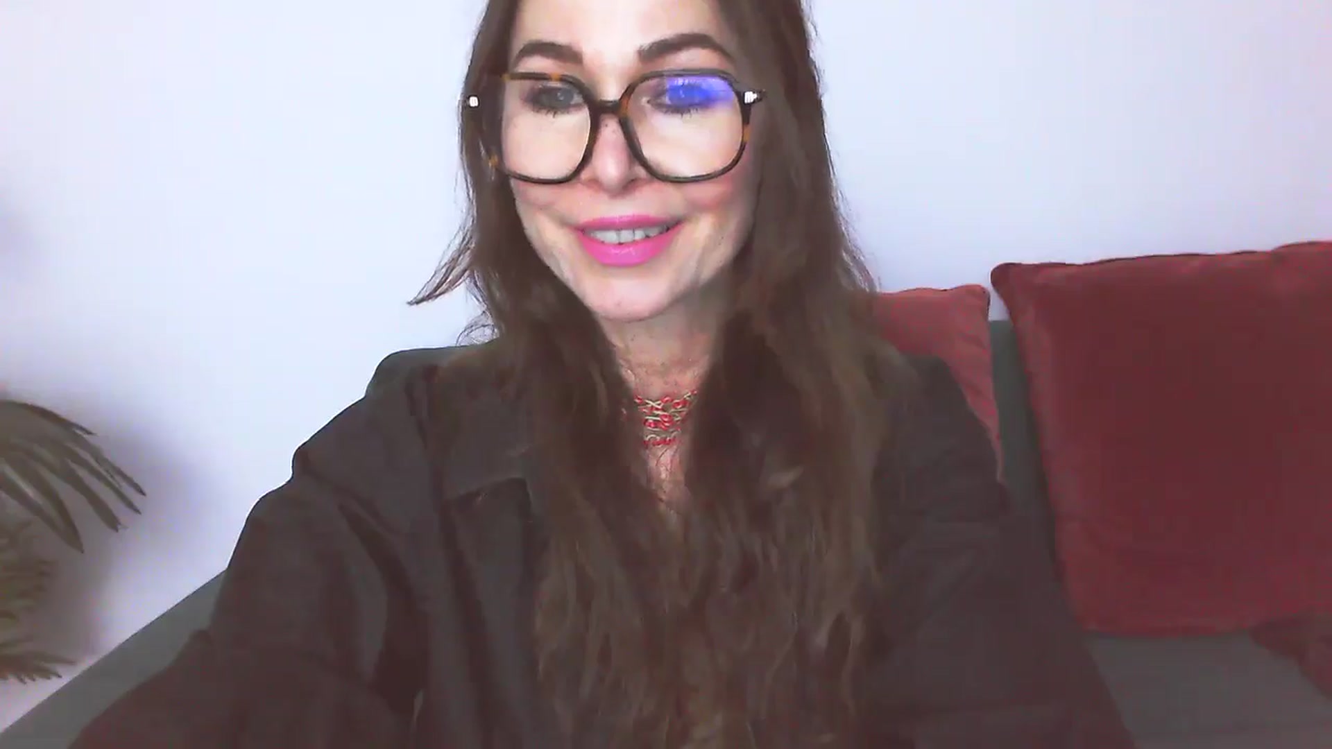 Gallery image thumbnail from Delilah_sweet's myfreecams stream on, 12/03/2025, 17:25 image 16 of 20