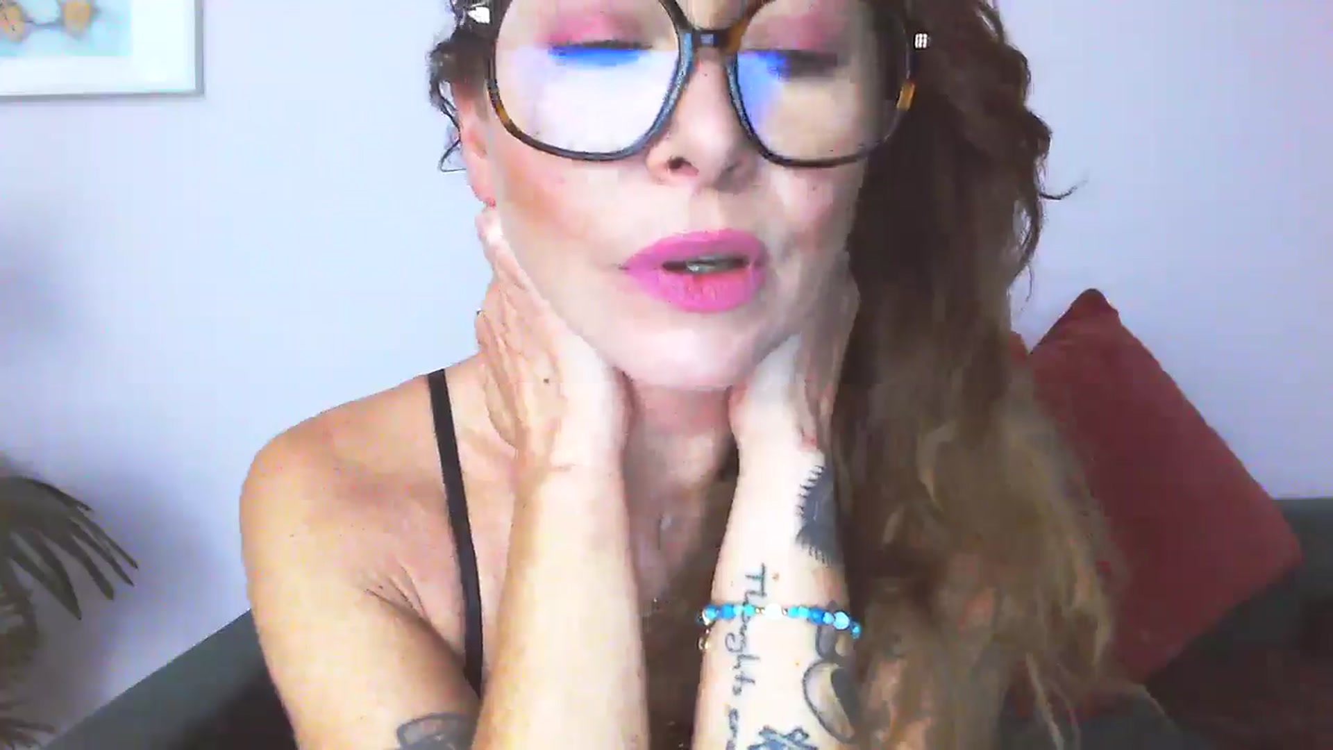 Gallery image thumbnail from Delilah_sweet's myfreecams stream on, 01/20/2026, 16:21 image 9 of 20