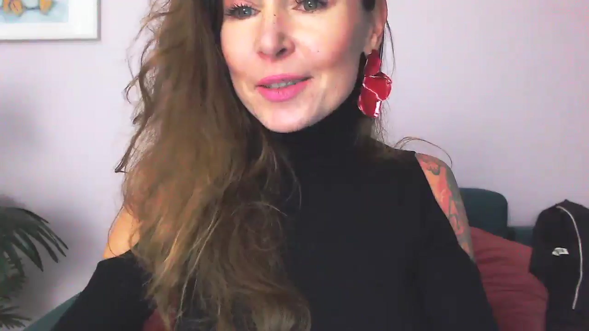 Gallery image thumbnail from Delilah_sweet's myfreecams stream on, 02/11/2026, 18:16 image 16 of 20