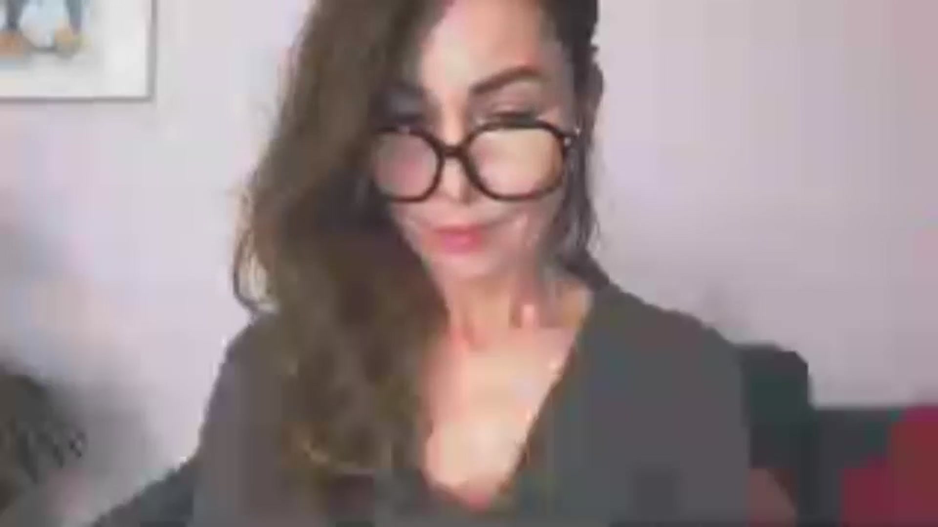 Gallery image thumbnail from Delilah_sweet's myfreecams stream on, 02/23/2026, 18:35 image 9 of 20