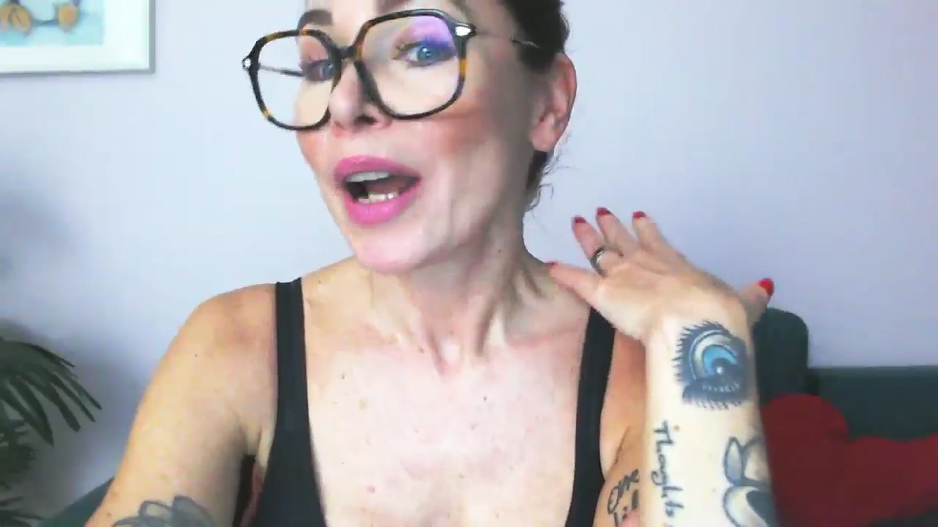 Gallery image thumbnail from Delilah_sweet's myfreecams stream on, 03/10/2026, 18:49 image 15 of 20