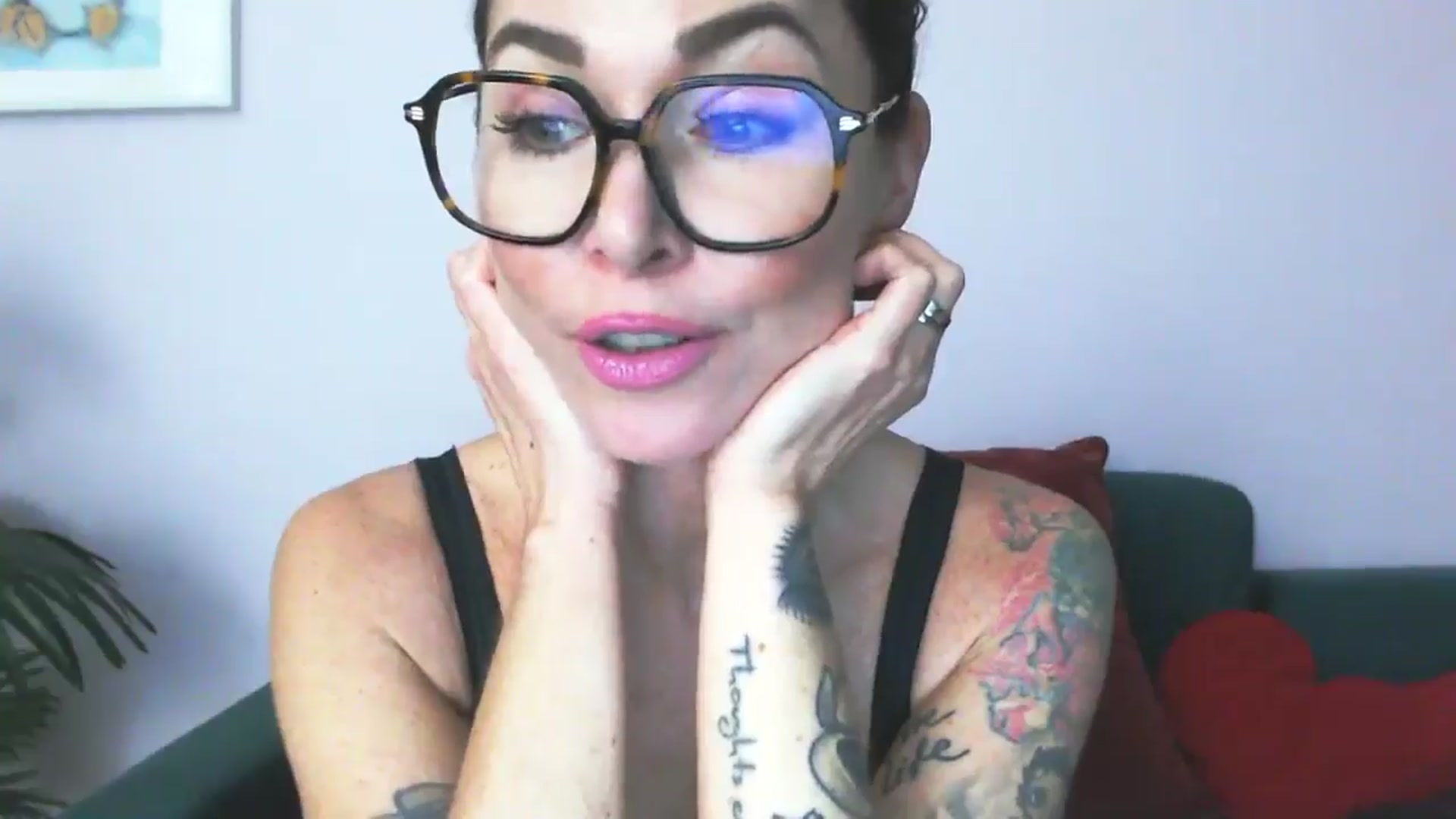 Gallery image thumbnail from Delilah_sweet's myfreecams stream on, 03/10/2026, 18:49 image 13 of 20