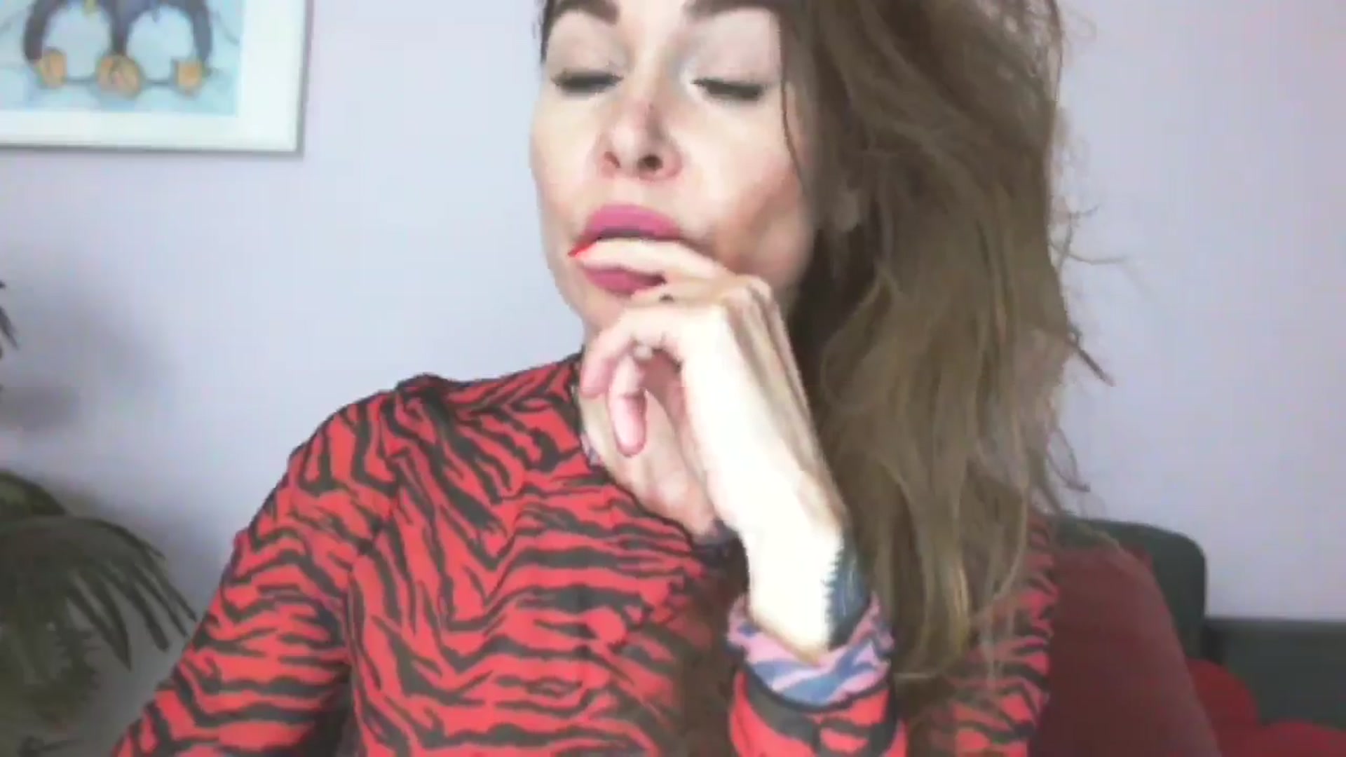 Gallery image thumbnail from Delilah_sweet's myfreecams stream on, 03/25/2026, 17:29 image 9 of 20