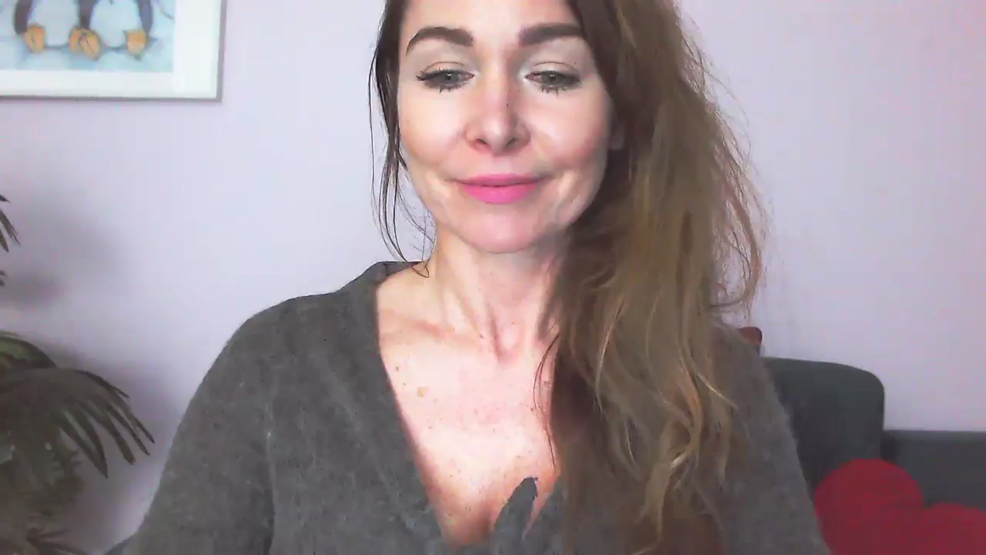 Gallery image thumbnail from Delilah_sweet's myfreecams stream on, 03/25/2026, 19:18 image 1 of 20