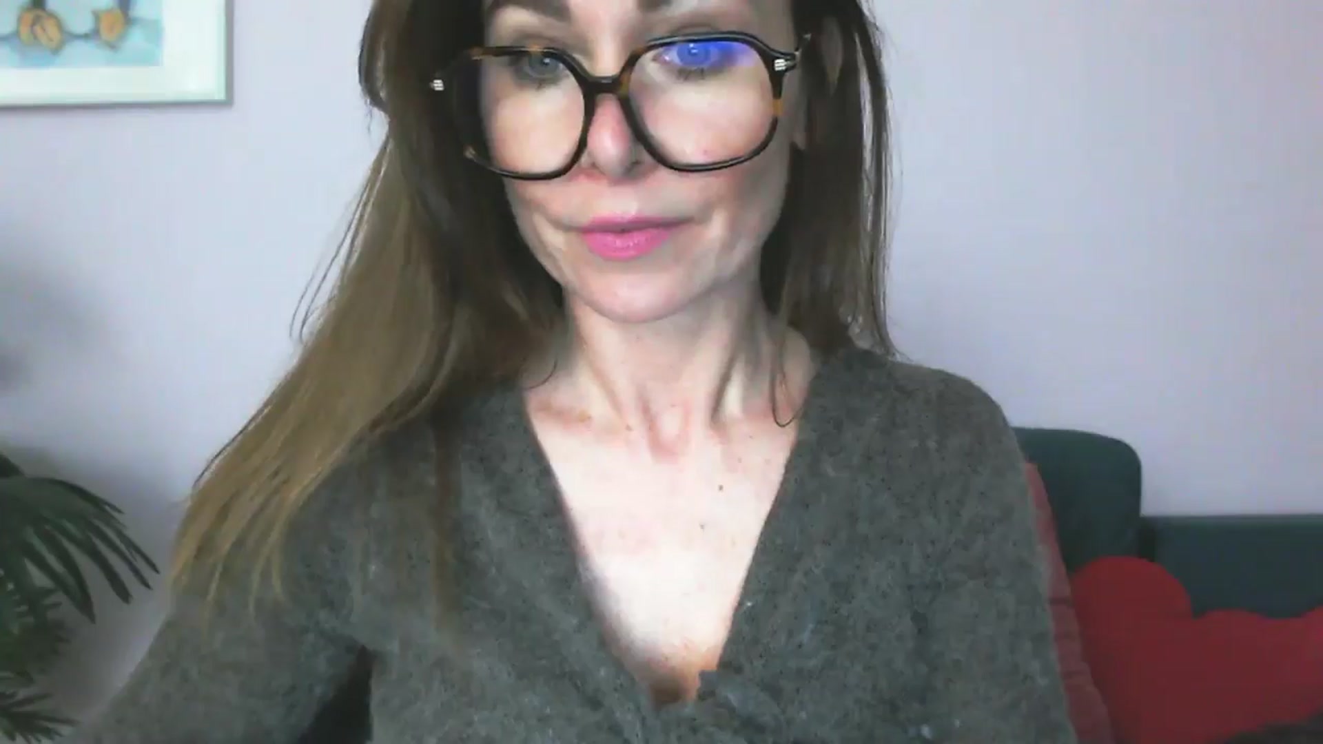 Gallery image thumbnail from Delilah_sweet's myfreecams stream on, 04/07/2026, 17:42 image 17 of 20
