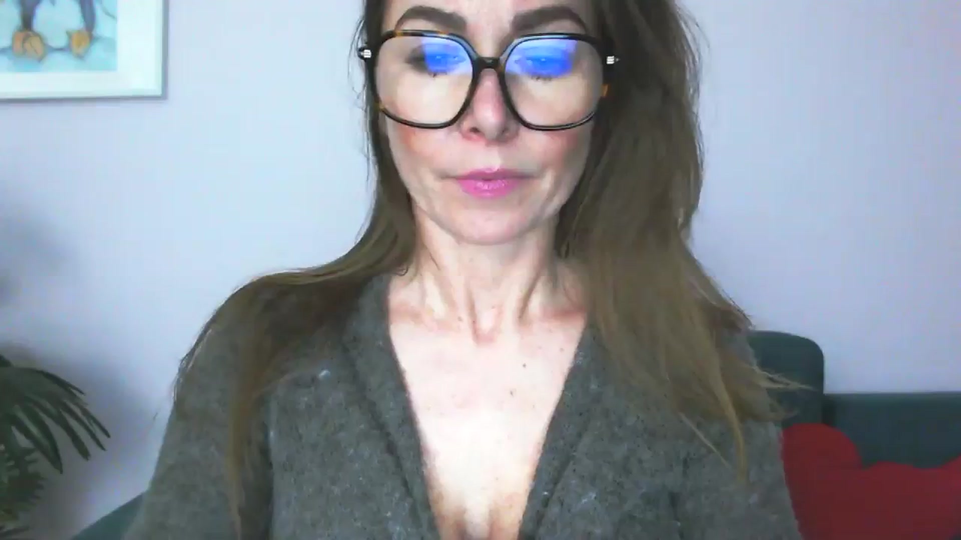 Gallery image thumbnail from Delilah_sweet's myfreecams stream on, 04/07/2026, 17:42 image 4 of 20