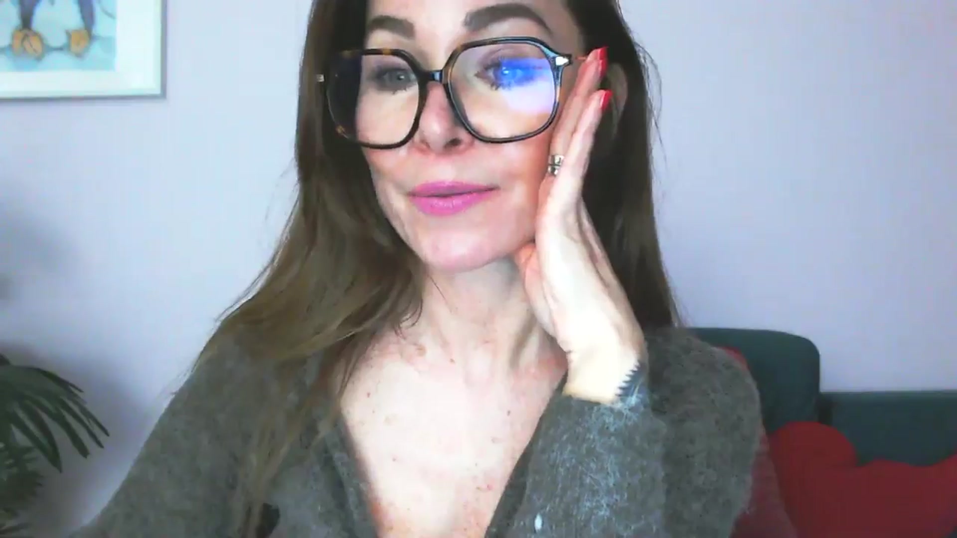 Gallery image thumbnail from Delilah_sweet's myfreecams stream on, 04/07/2026, 17:42 image 13 of 20