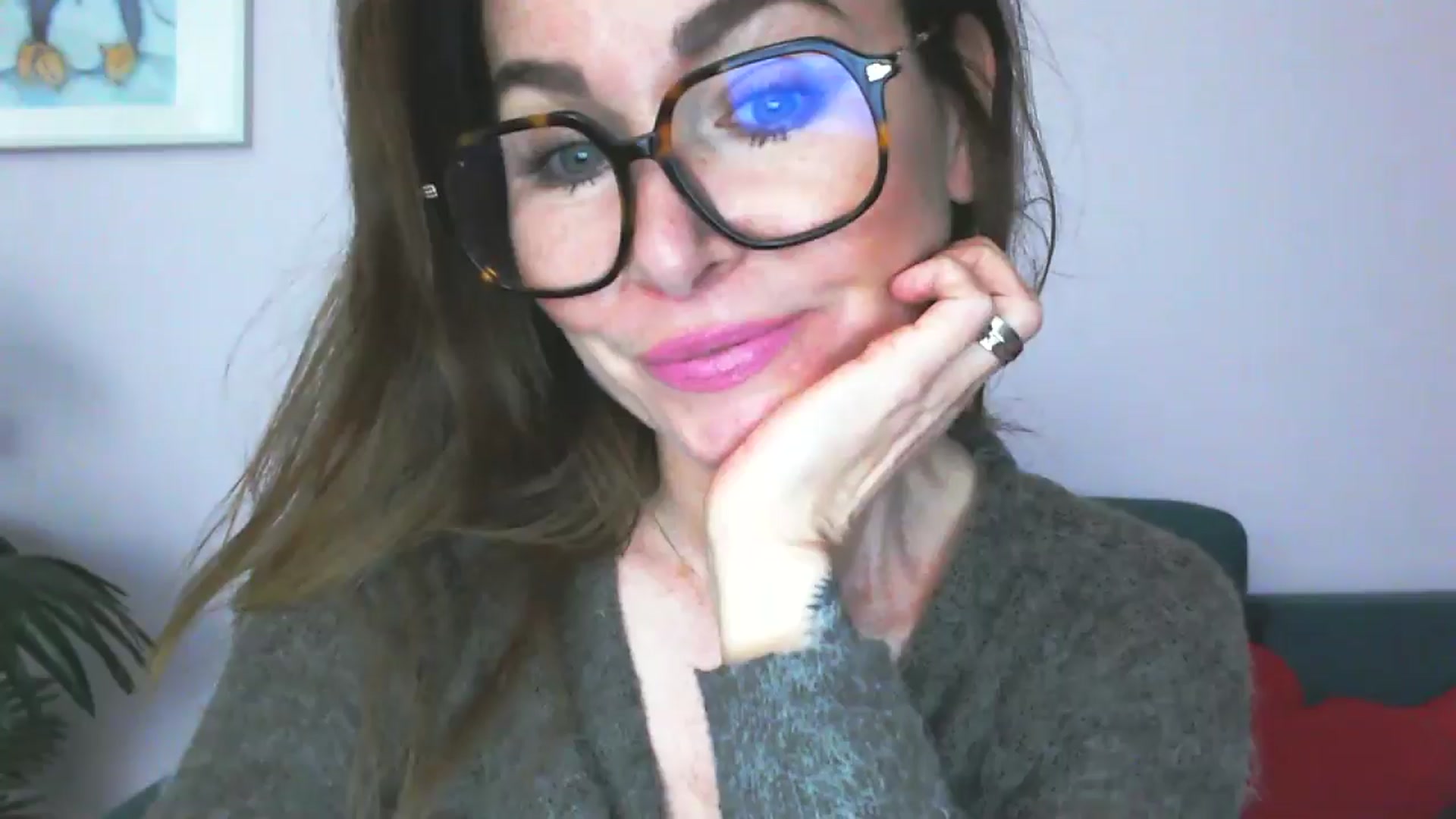 Gallery image thumbnail from Delilah_sweet's myfreecams stream on, 04/07/2026, 17:42 image 11 of 20