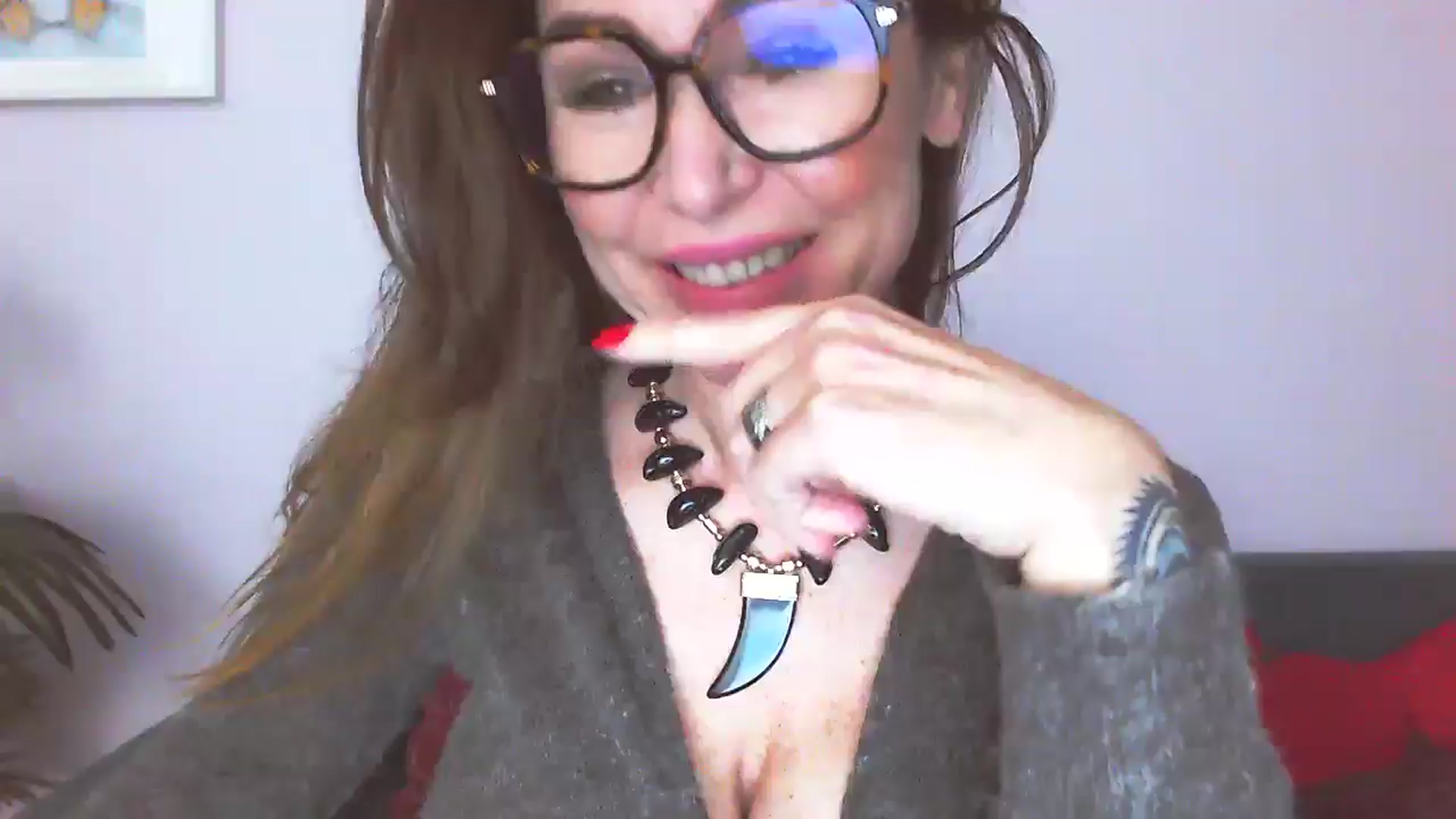 Gallery image thumbnail from Delilah_sweet's myfreecams stream on, 04/08/2026, 17:25 image 1 of 20