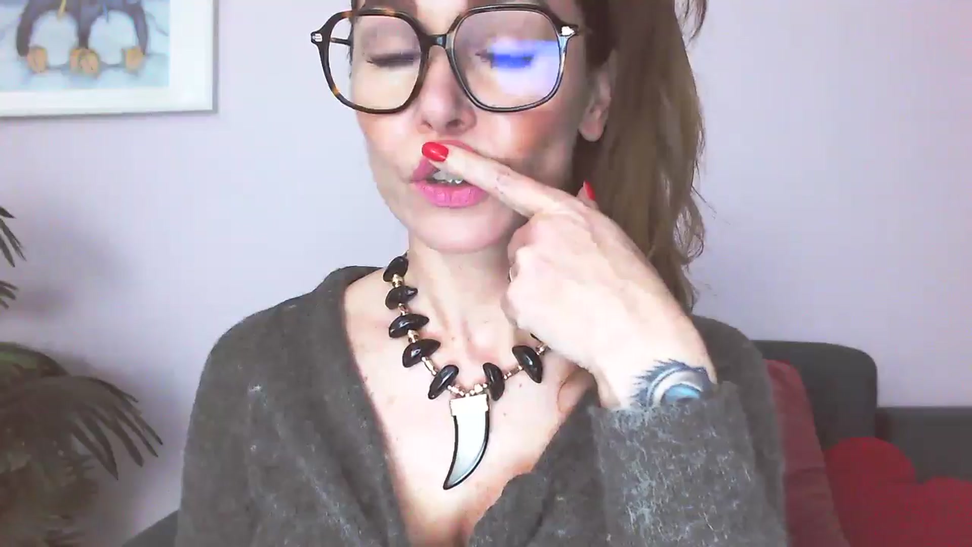 Gallery image thumbnail from Delilah_sweet's myfreecams stream on, 04/08/2026, 17:25 image 18 of 20