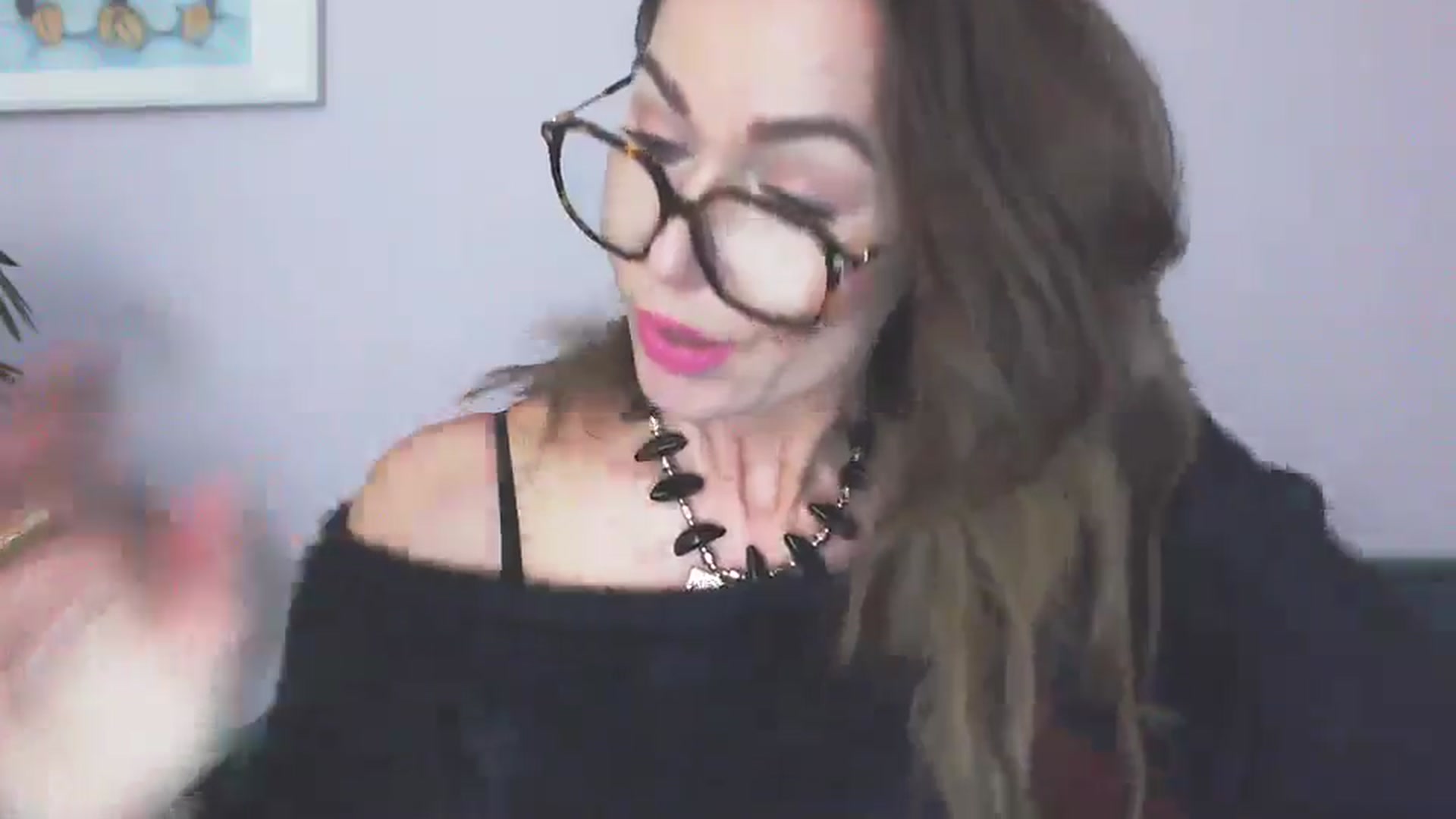 Gallery image thumbnail from Delilah_sweet's myfreecams stream on, 04/13/2026, 16:34 image 9 of 20