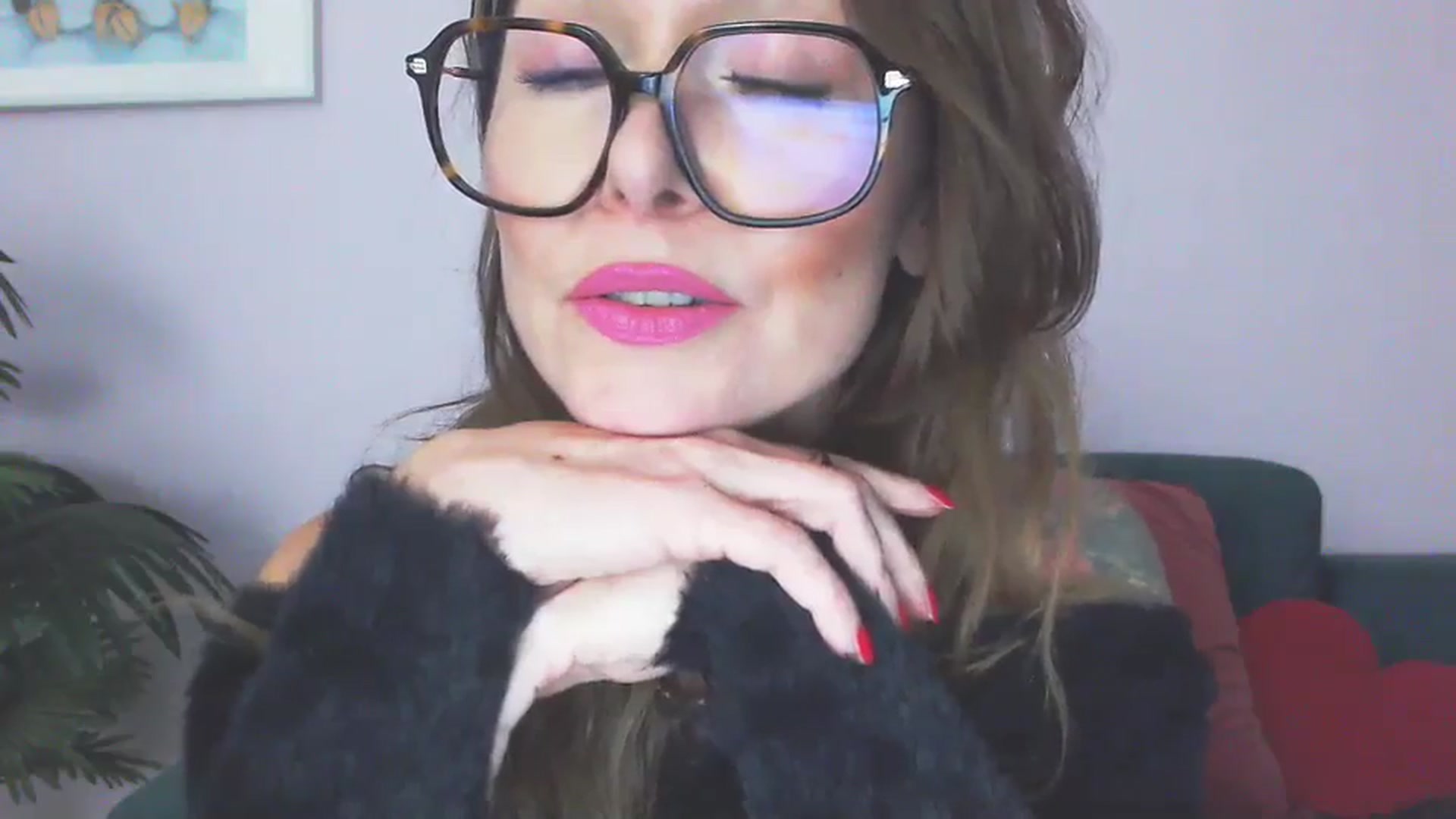 Gallery image thumbnail from Delilah_sweet's myfreecams stream on, 04/13/2026, 16:34 image 6 of 20