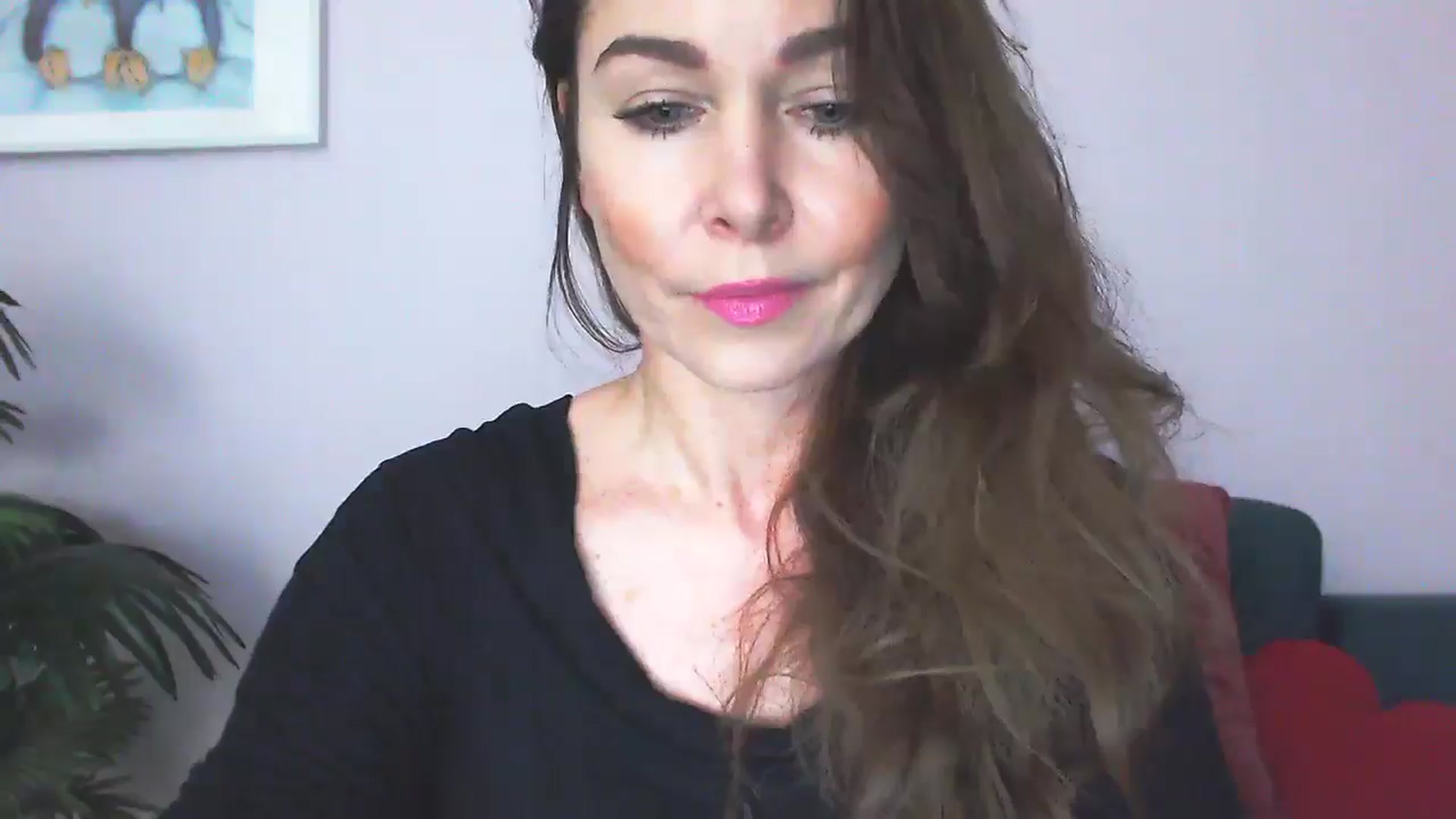 Gallery image thumbnail from Delilah_sweet's myfreecams stream on, 04/14/2026, 16:15 image 12 of 20