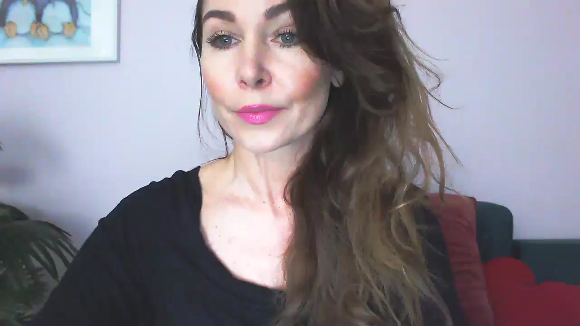 Gallery image thumbnail from Delilah_sweet's myfreecams stream on, 04/14/2026, 16:15 image 8 of 20