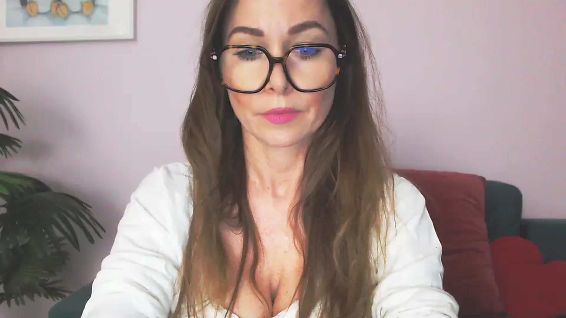 Gallery image thumbnail from Delilah_sweet's myfreecams stream on, 04/15/2026, 16:40 image 1 of 20