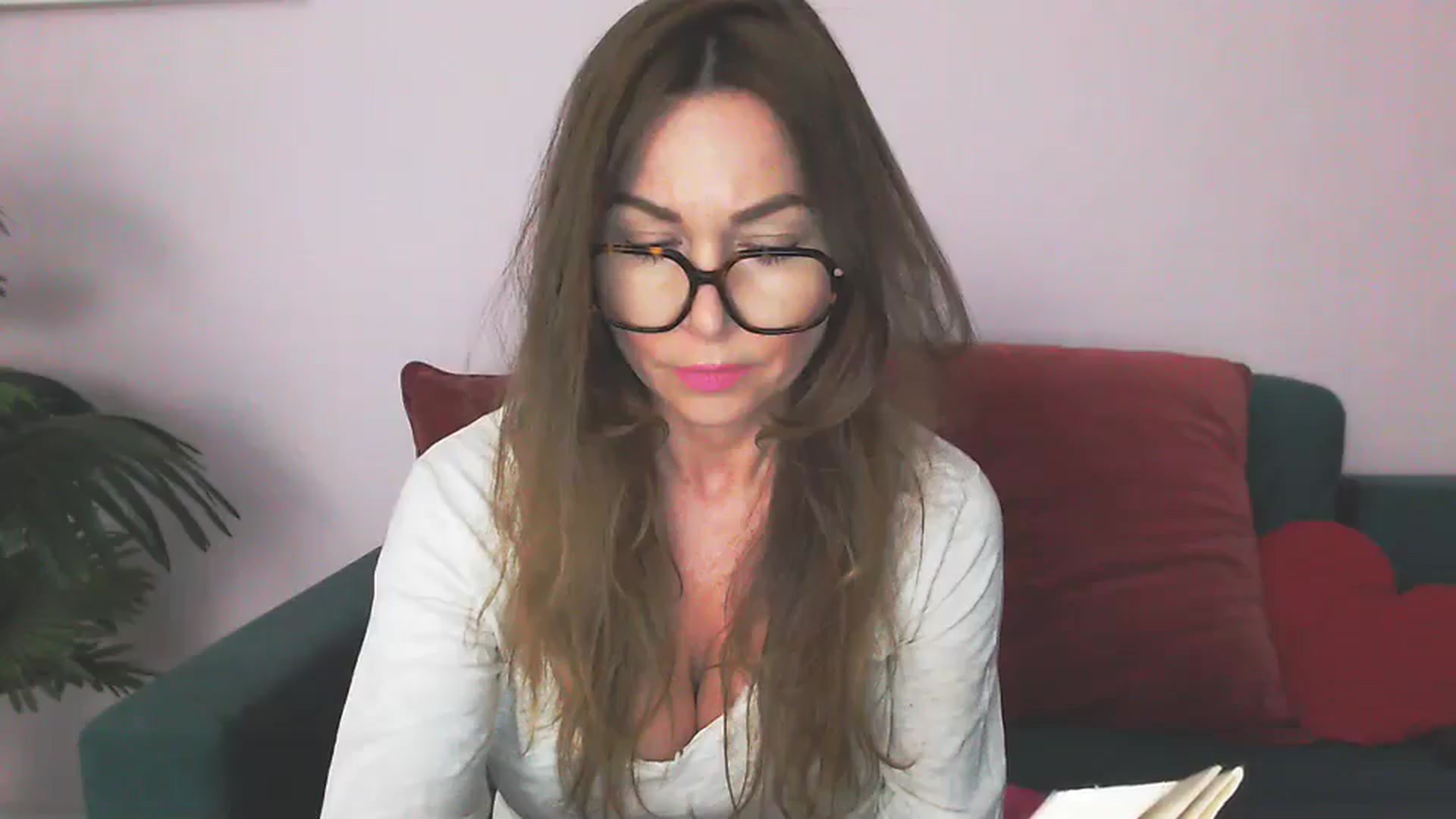 Gallery image thumbnail from Delilah_sweet's myfreecams stream on, 04/15/2026, 17:20 image 20 of 20