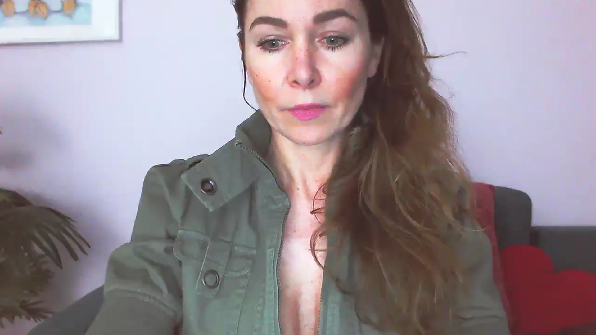 Gallery image thumbnail from Delilah_sweet's myfreecams stream on, 04/21/2026, 15:52 image 2 of 20