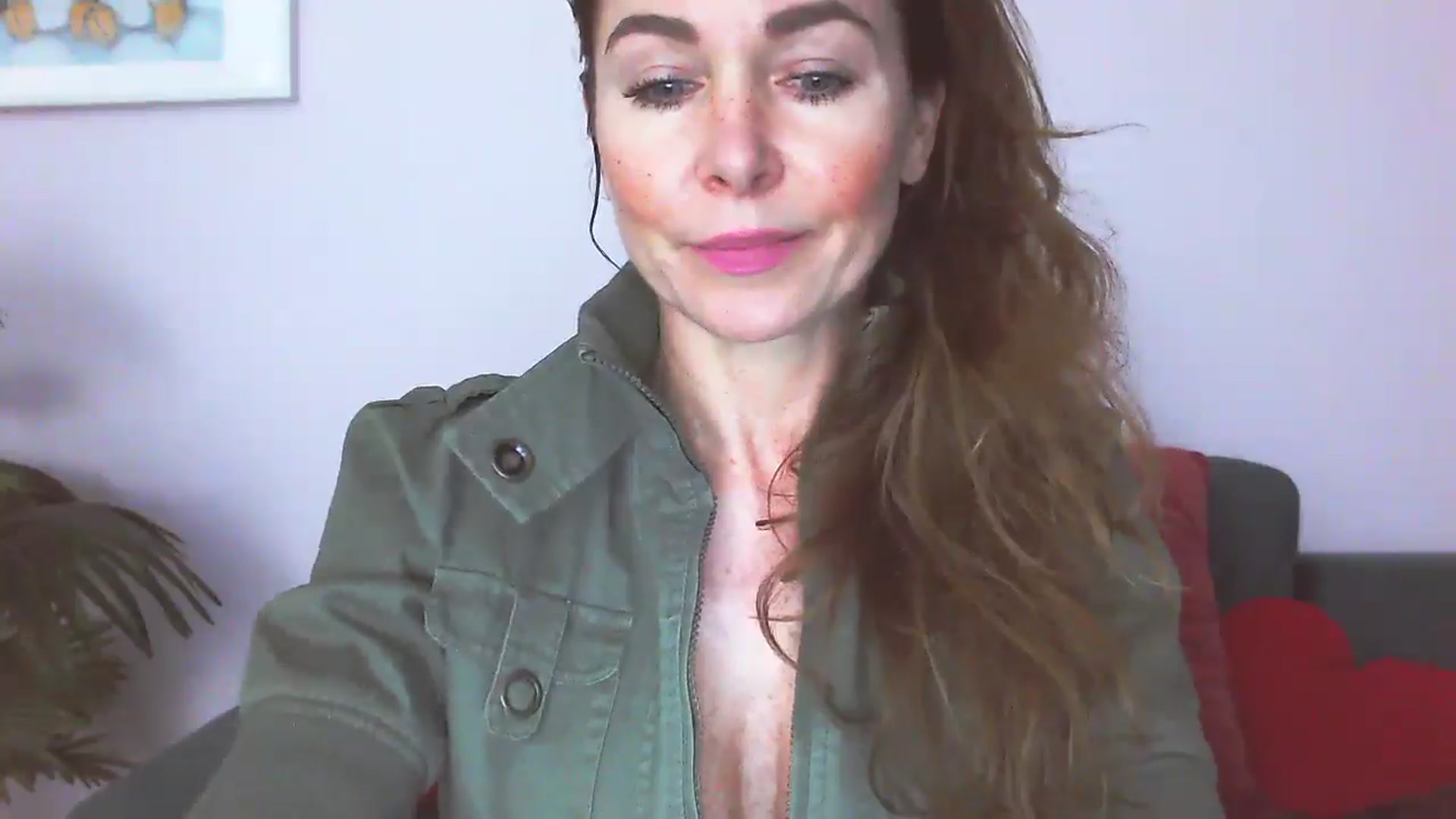 Gallery image thumbnail from Delilah_sweet's myfreecams stream on, 04/21/2026, 15:52 image 6 of 20
