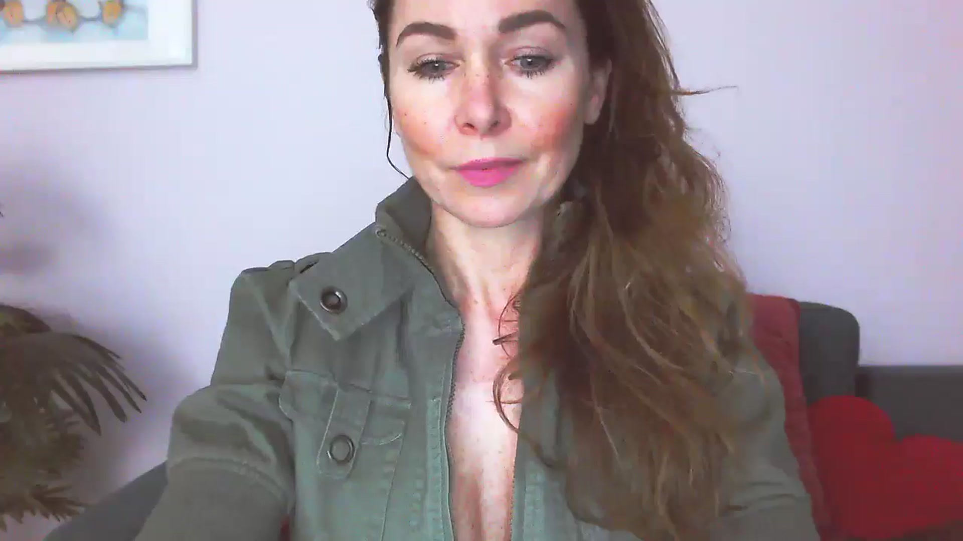 Gallery image thumbnail from Delilah_sweet's myfreecams stream on, 04/21/2026, 15:52 image 4 of 20