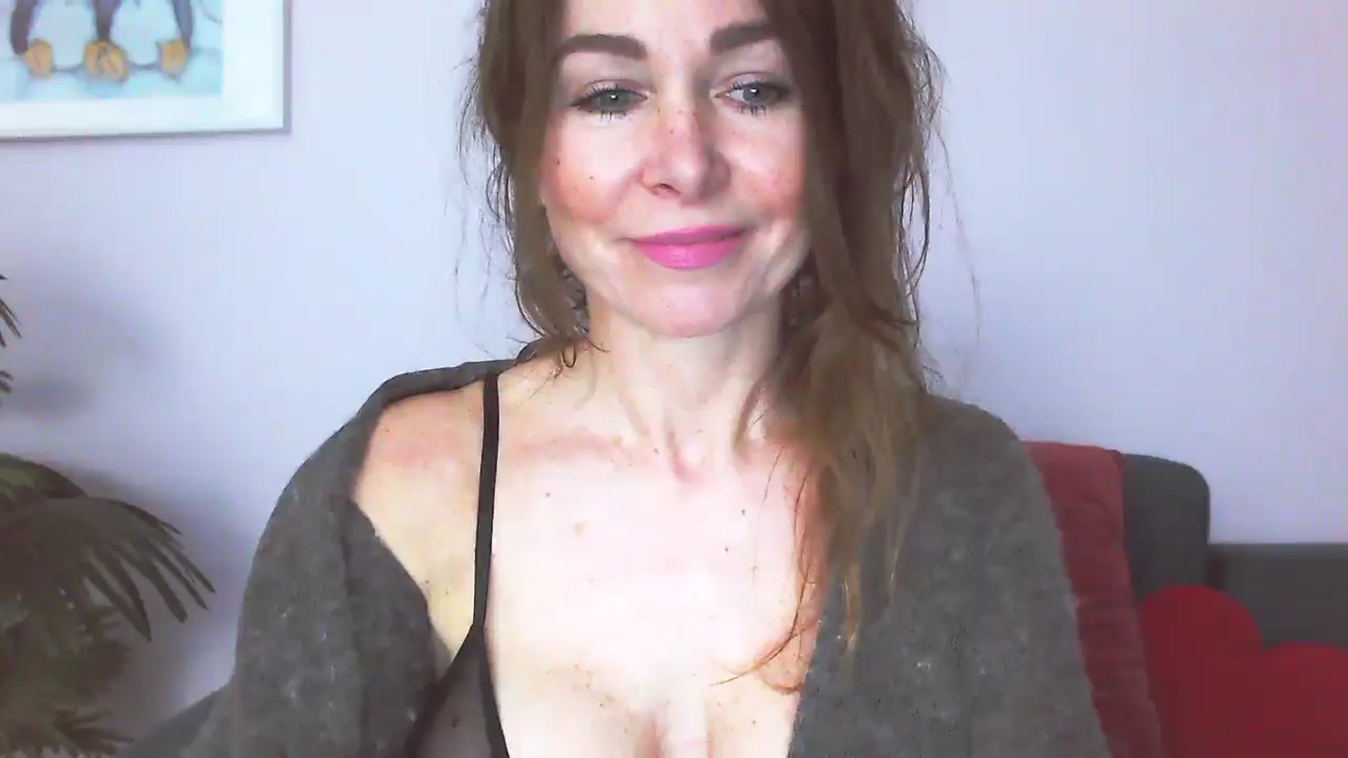 Gallery image thumbnail from Delilah_sweet's myfreecams stream on, 04/21/2026, 16:26 image 16 of 20