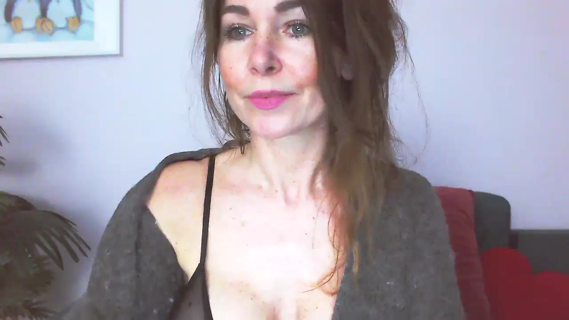 Gallery image thumbnail from Delilah_sweet's myfreecams stream on, 04/21/2026, 16:26 image 14 of 20